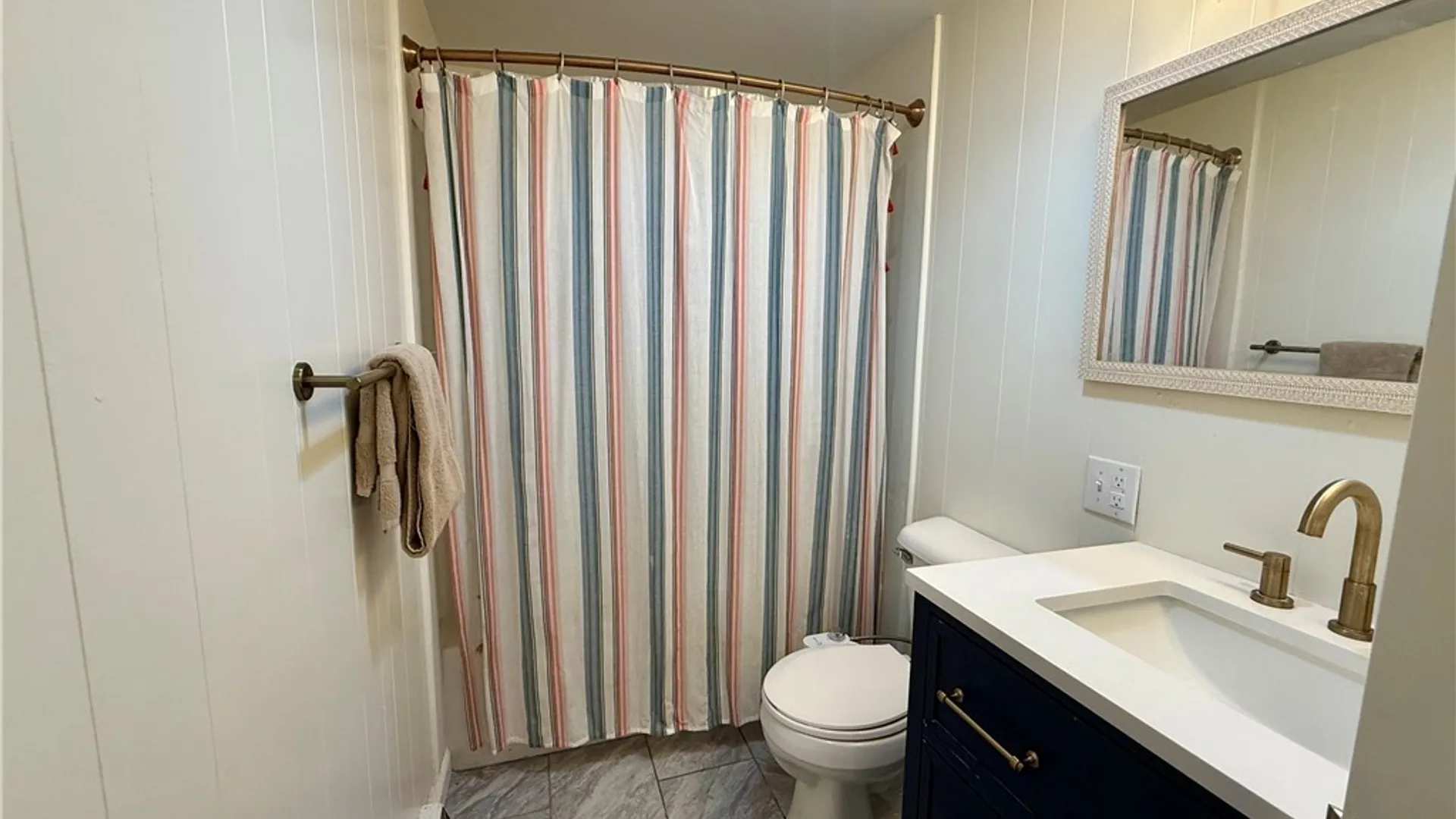 Property at 2 Phelps Avenue, New Hartford, NY 13413 10