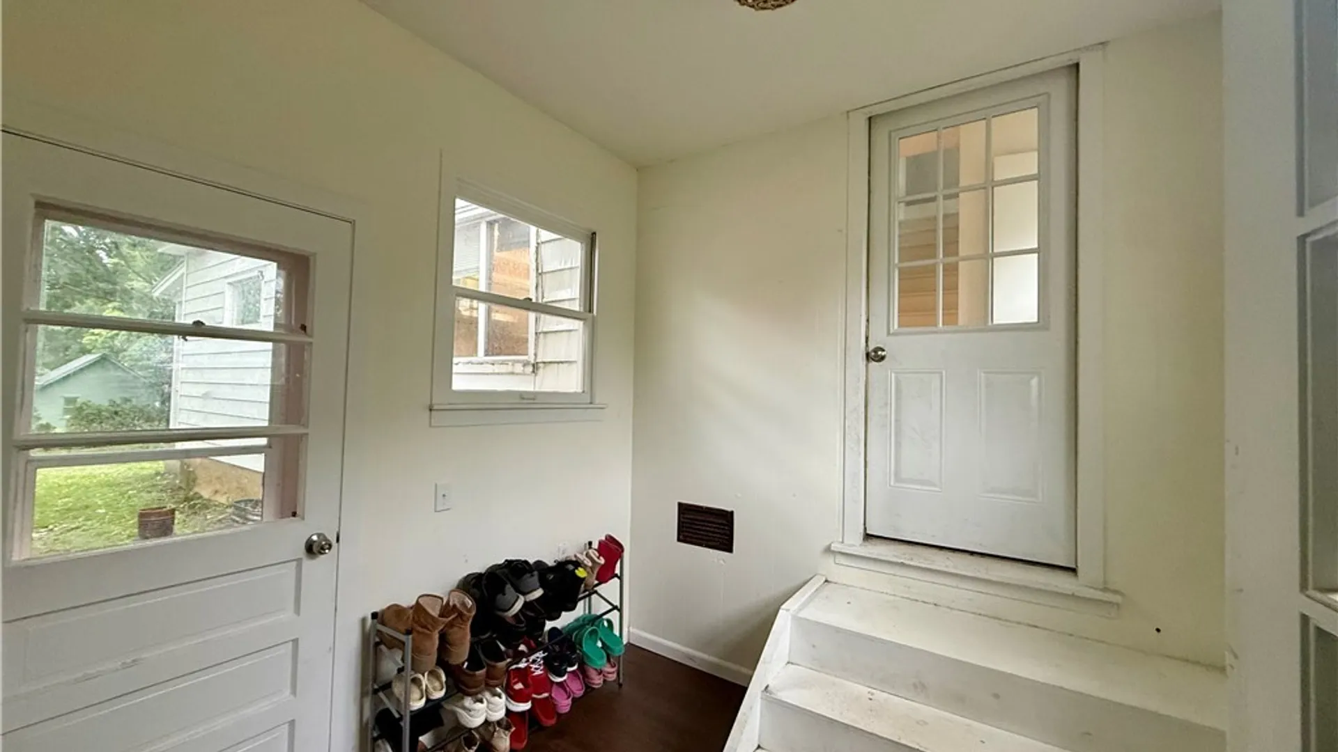 Property at 2 Phelps Avenue, New Hartford, NY 13413 13