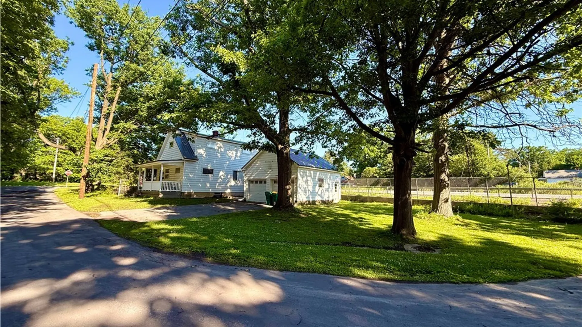 Property at 2 Phelps Avenue, New Hartford, NY 13413 19