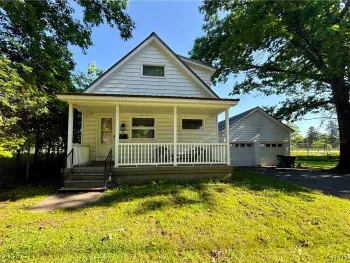 Property at 2 Phelps Avenue, New Hartford, NY 13413