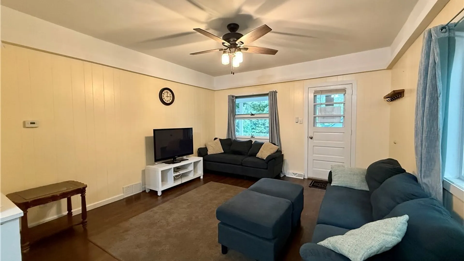 Property at 2 Phelps Avenue, New Hartford, NY 13413 3