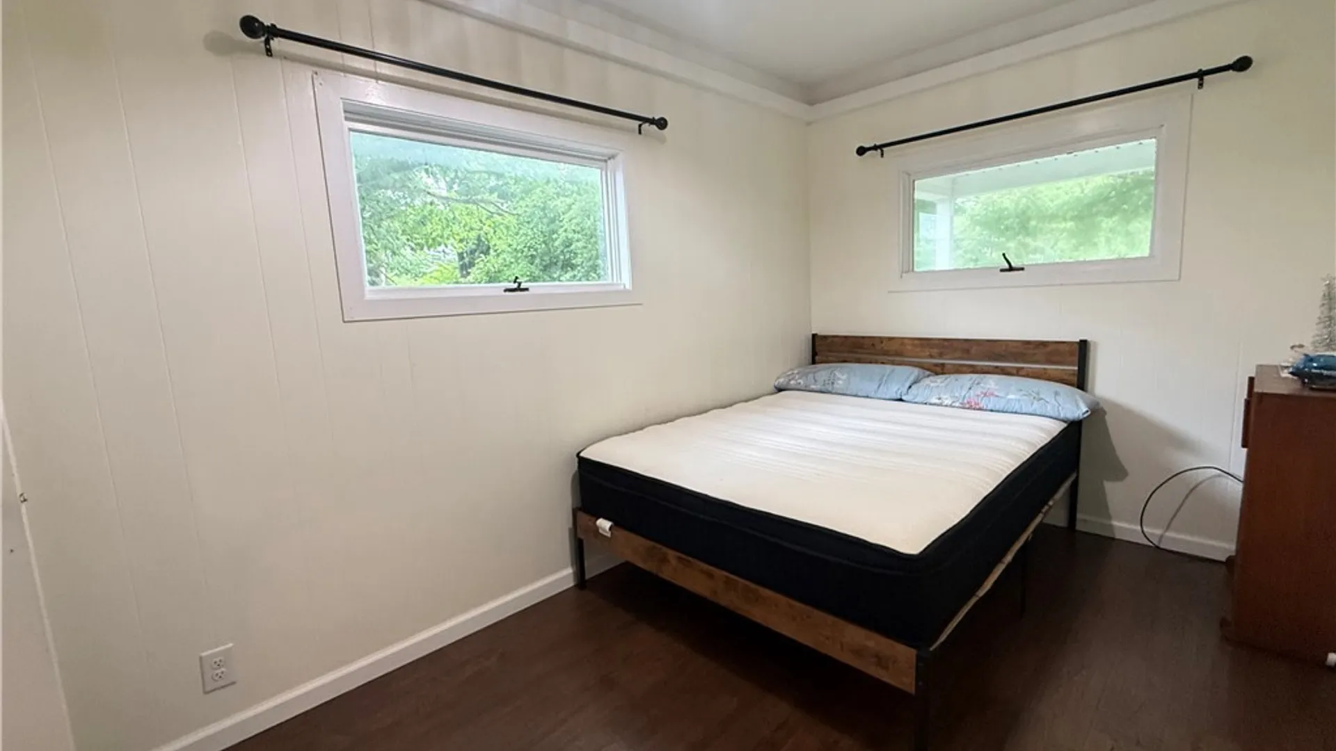 Property at 2 Phelps Avenue, New Hartford, NY 13413 7