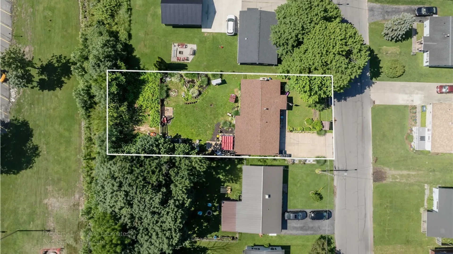 Property at 22 Denesha Place, Fulton, NY 13069 6