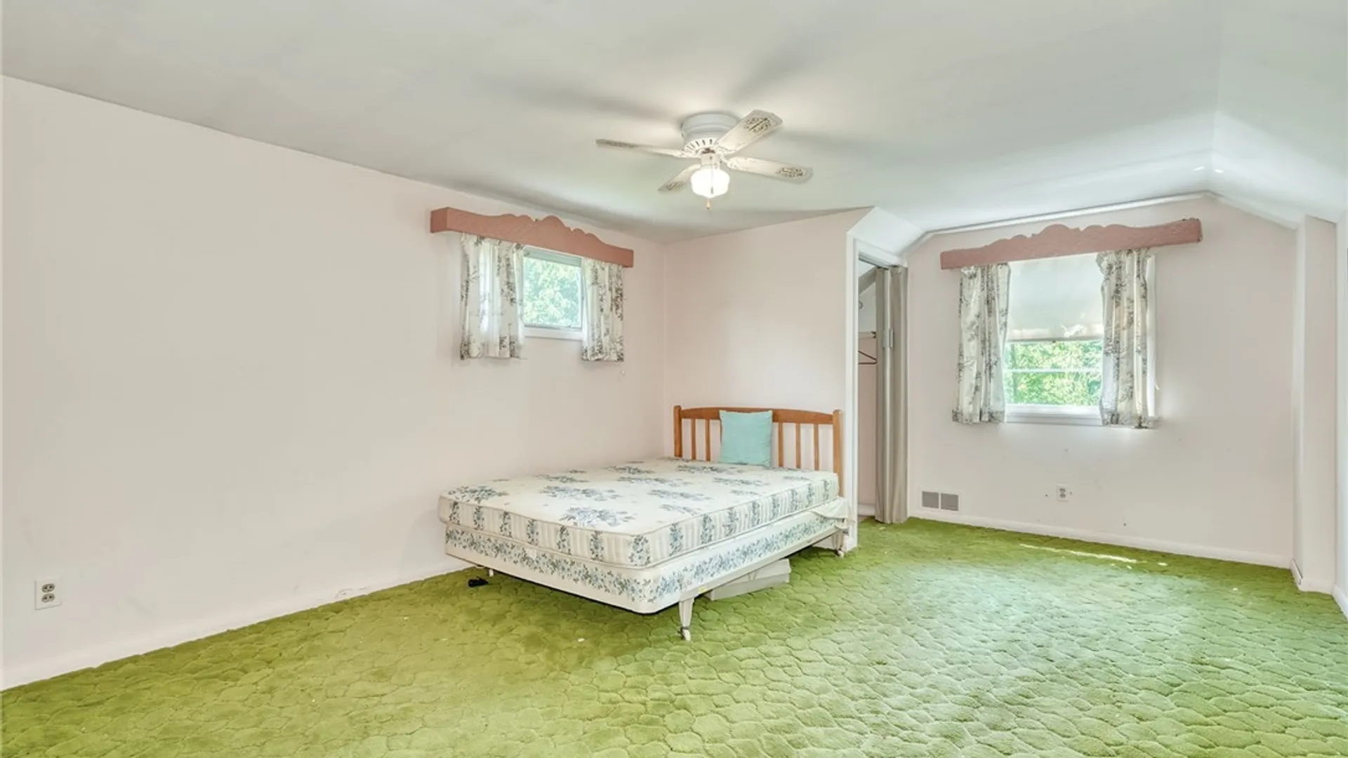 Property at 296 Kirk Road, Greece, NY 14612 31