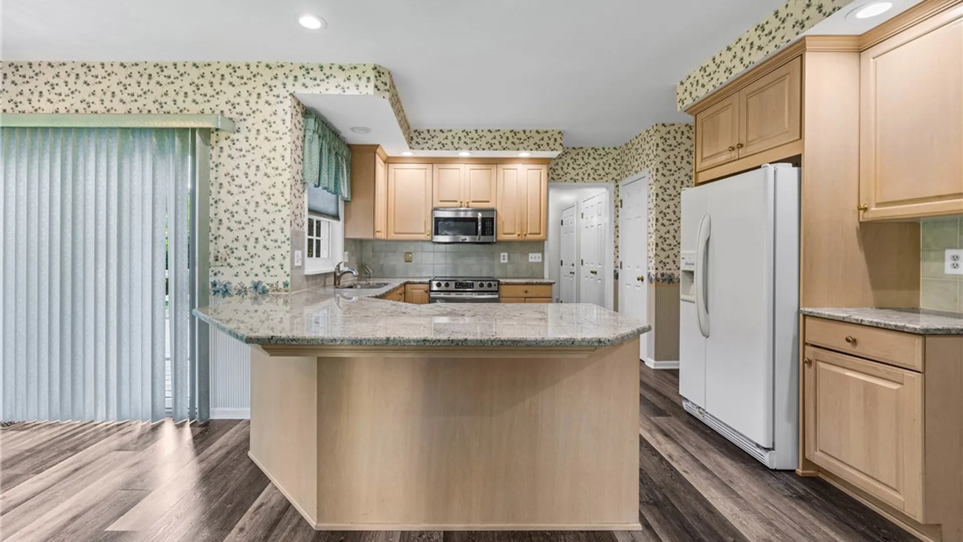 Property at 55 Shannon Glen, Perinton, NY 14450 17