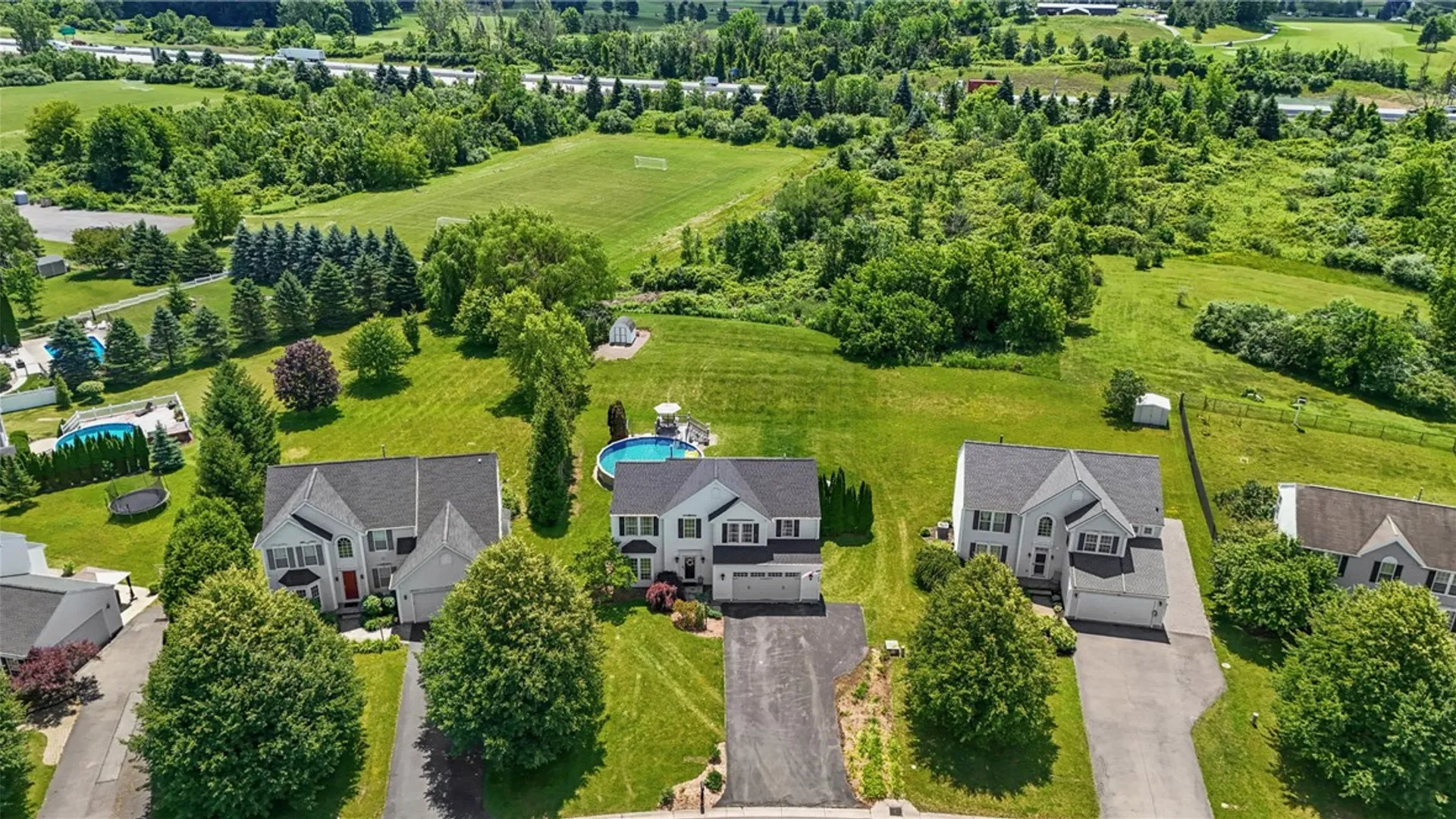 Property at 777 Duck Holw, Victor, NY 14564 4
