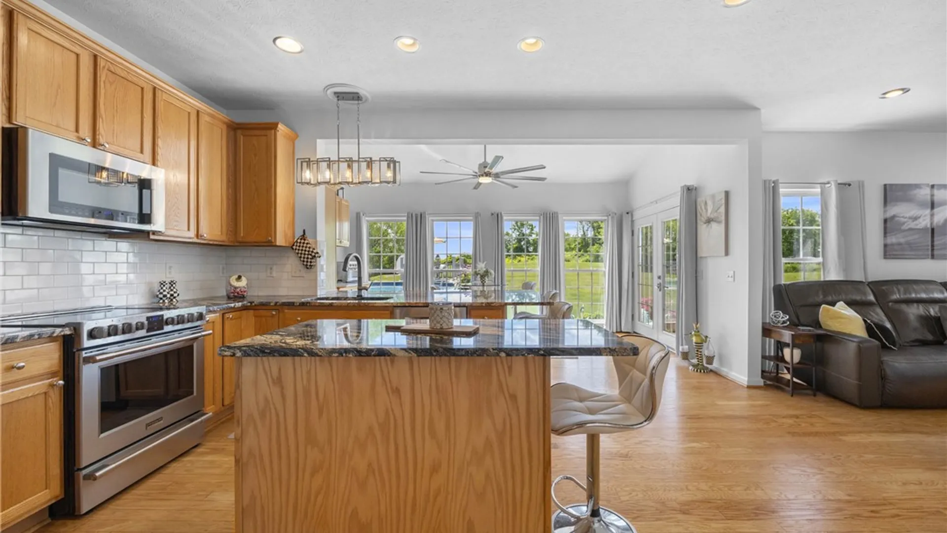 Property at 777 Duck Holw, Victor, NY 14564 8