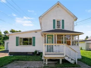 Property at 18 Bennett Ave Avenue, Manchester, NY 14504
