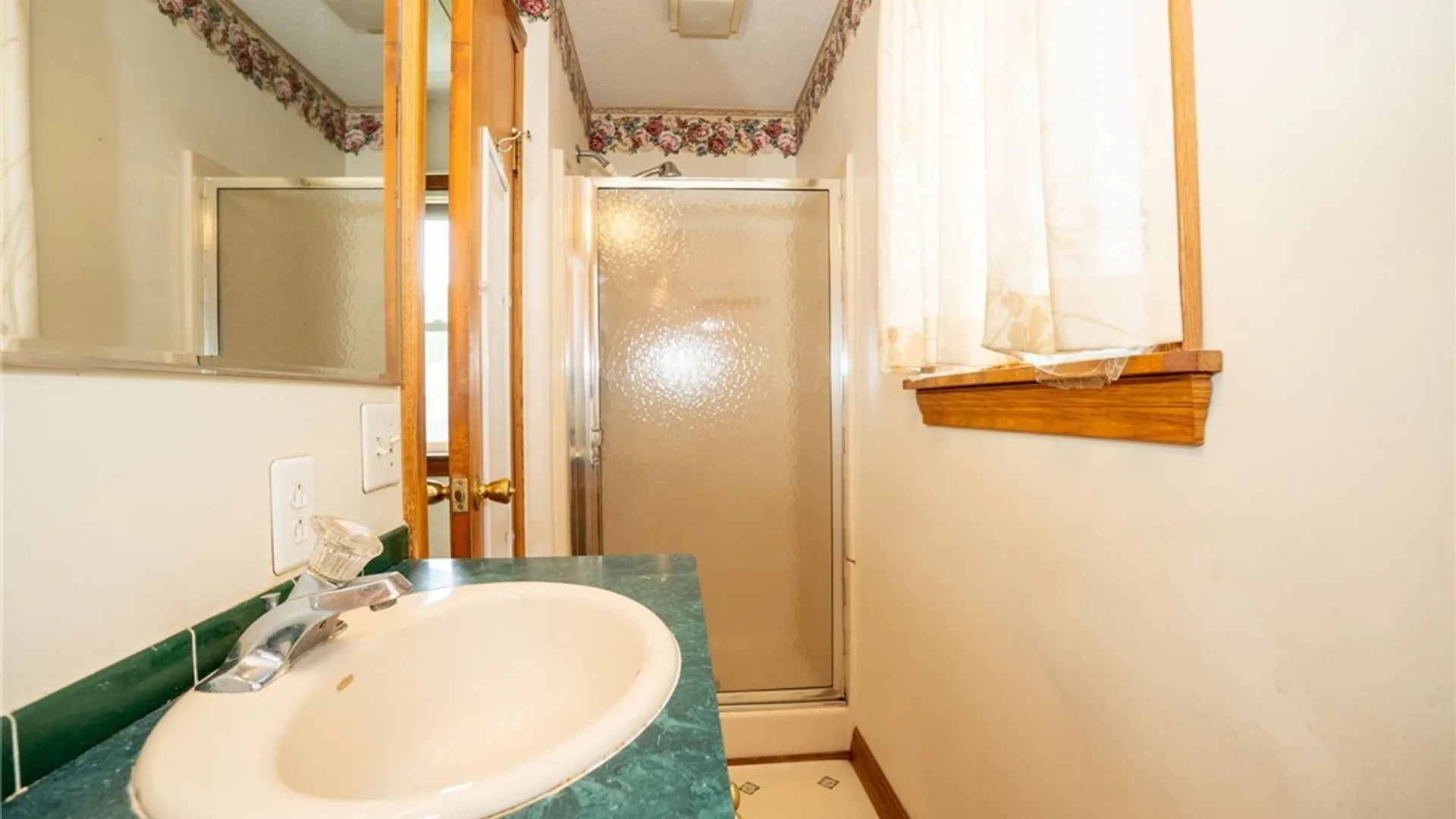 Property at 105 Elm Street, Lackawanna, NY 14218 19
