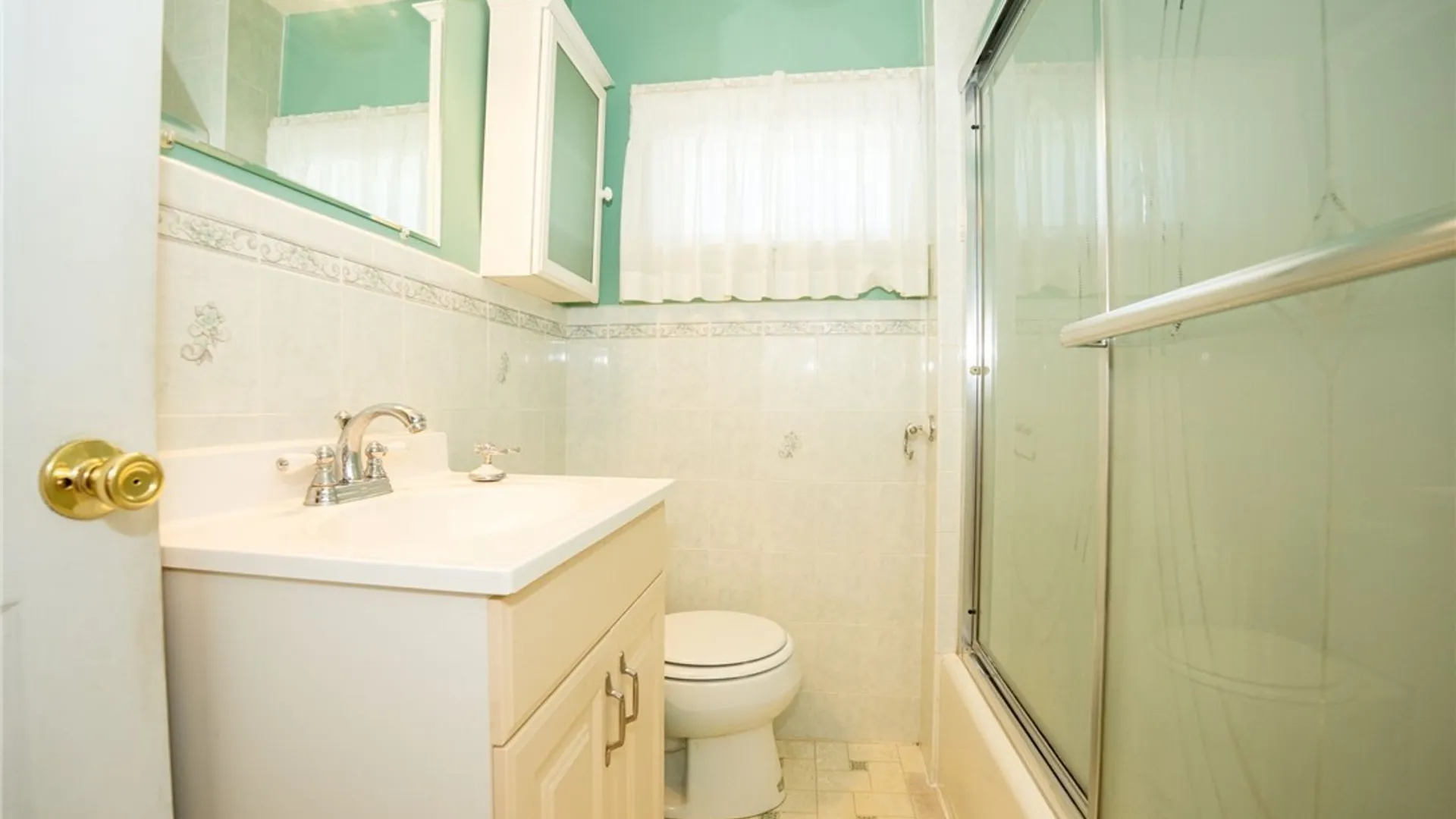 Property at 105 Elm Street, Lackawanna, NY 14218 26