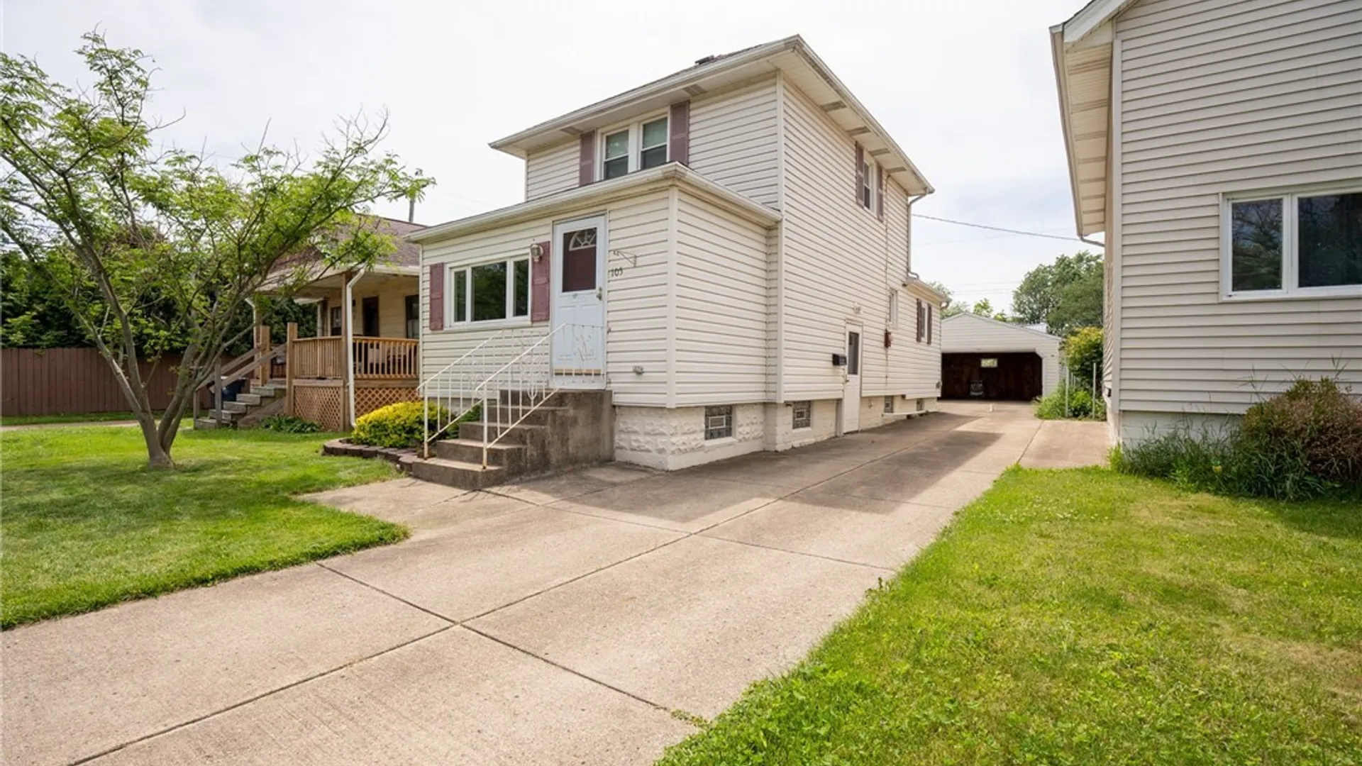 Property at 105 Elm Street, Lackawanna, NY 14218 3