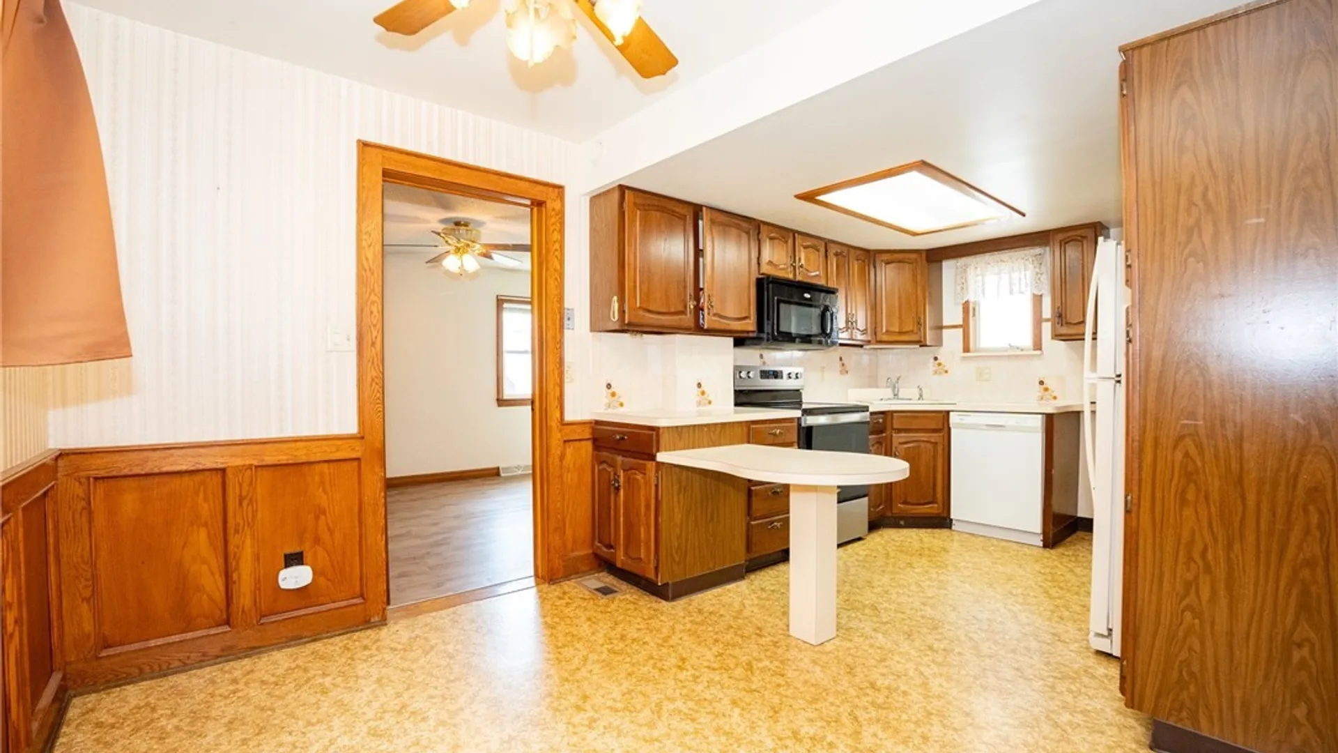 Property at 105 Elm Street, Lackawanna, NY 14218 9