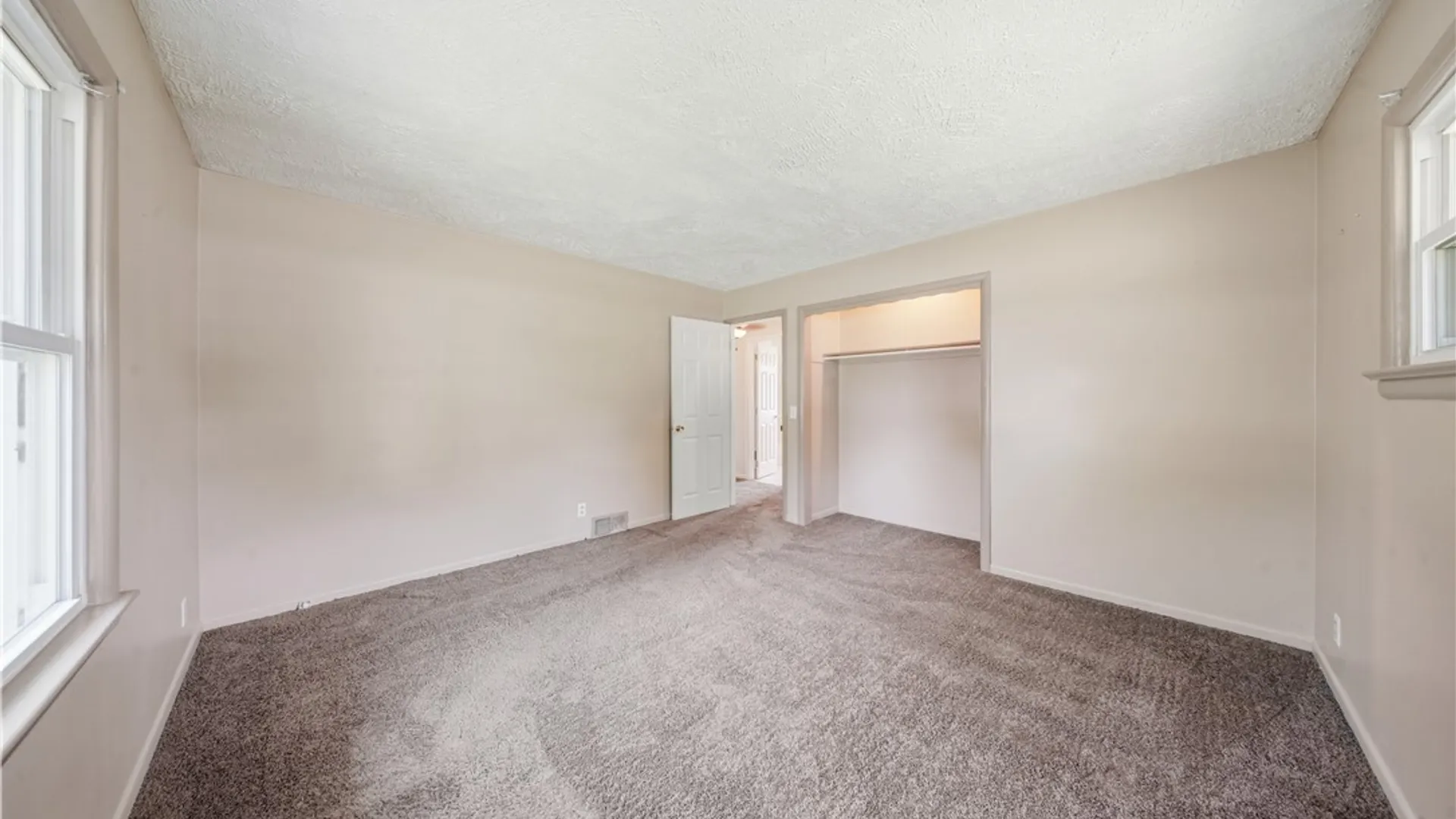Property at 249 Ellington Drive, Greece, NY 14616 10