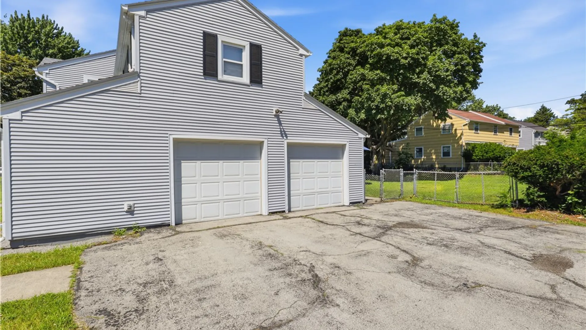 Property at 58 Dawes Road, Irondequoit, NY 14622 4