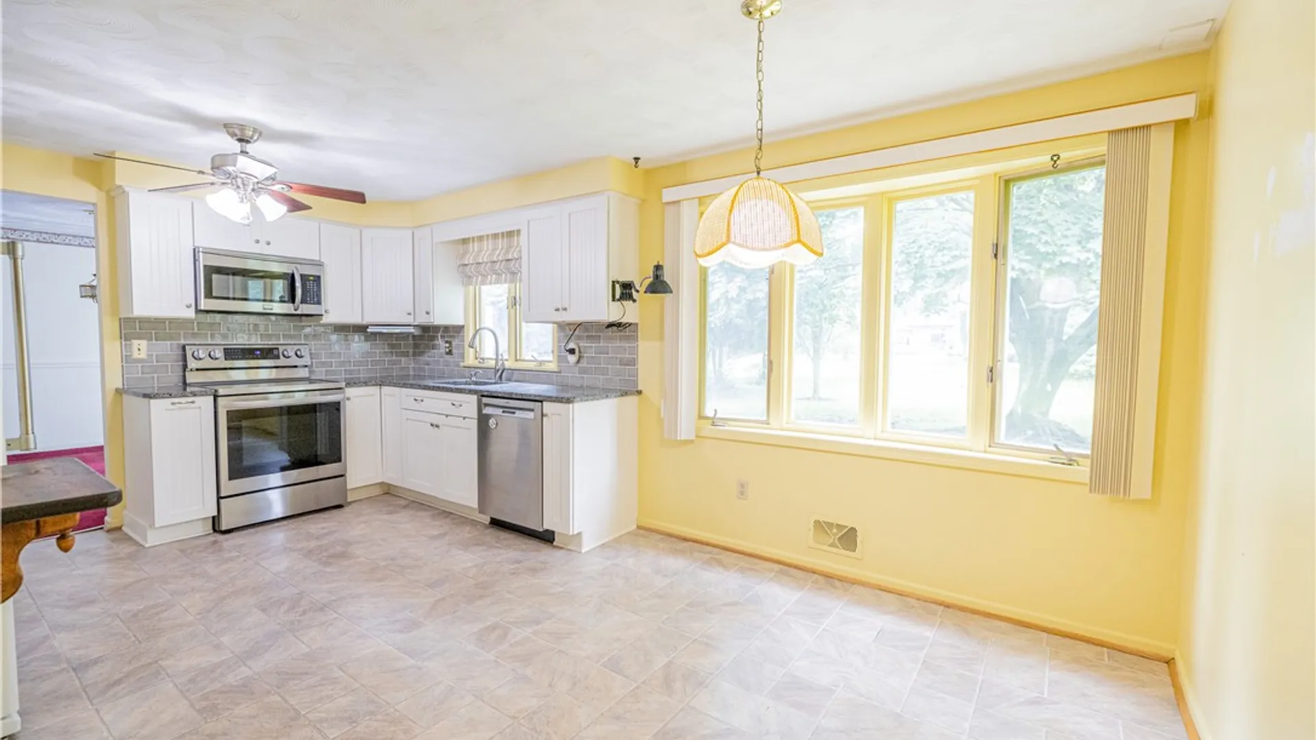 Property at 1338 Robin Hood Lane, Webster, NY 14580 12