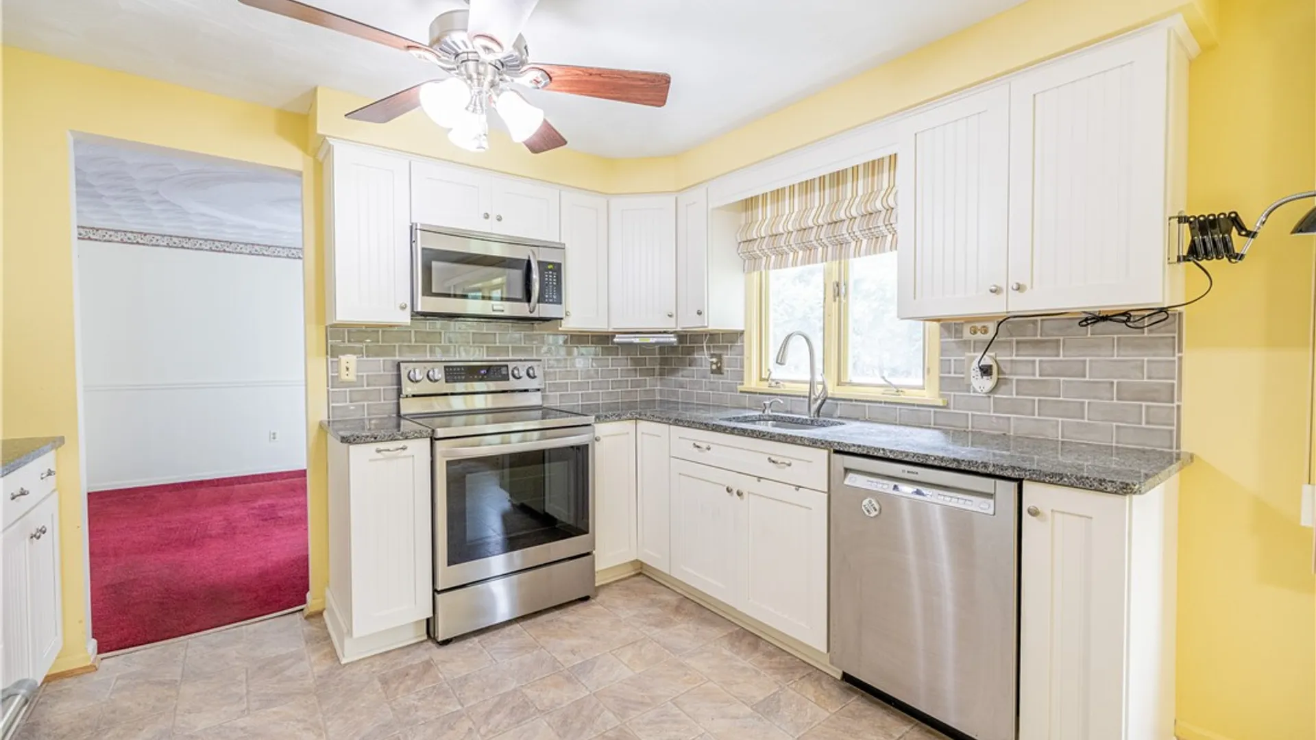 Property at 1338 Robin Hood Lane, Webster, NY 14580 9