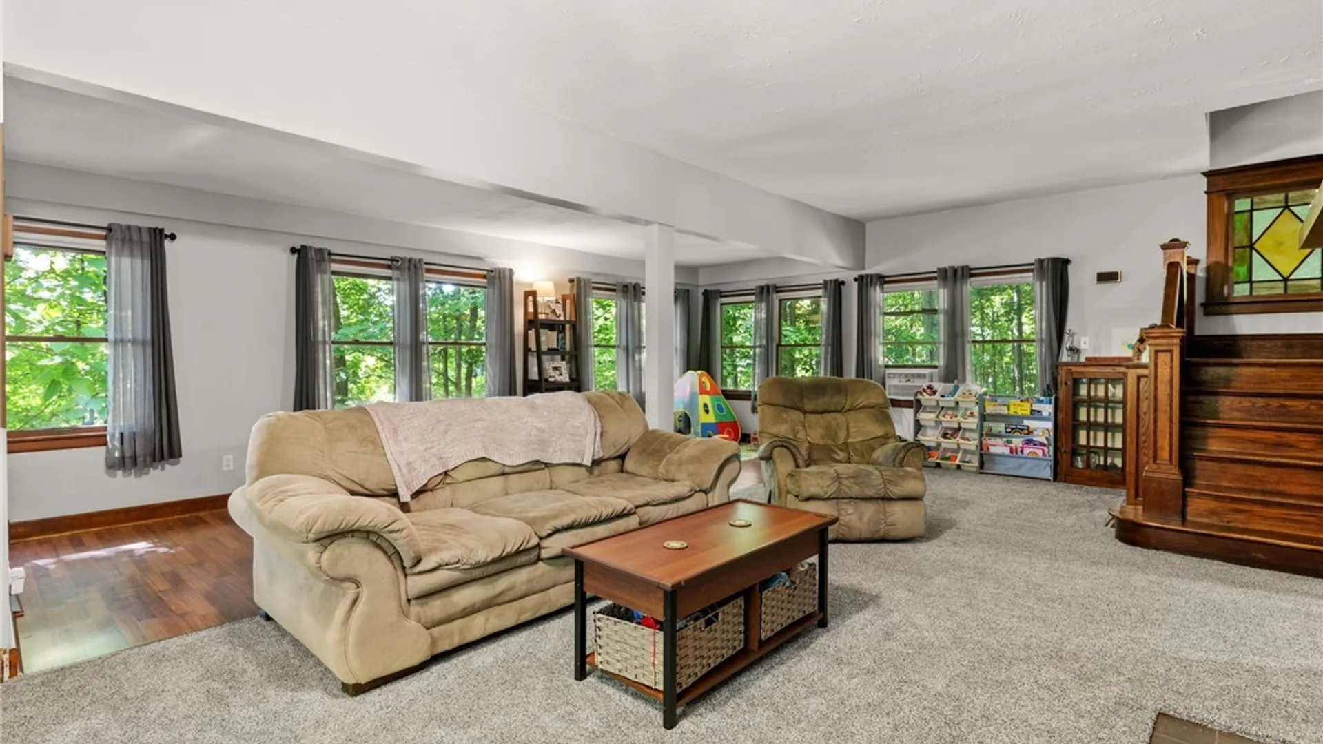 Property at 400 Richfield Avenue, Syracuse, NY 13205 12
