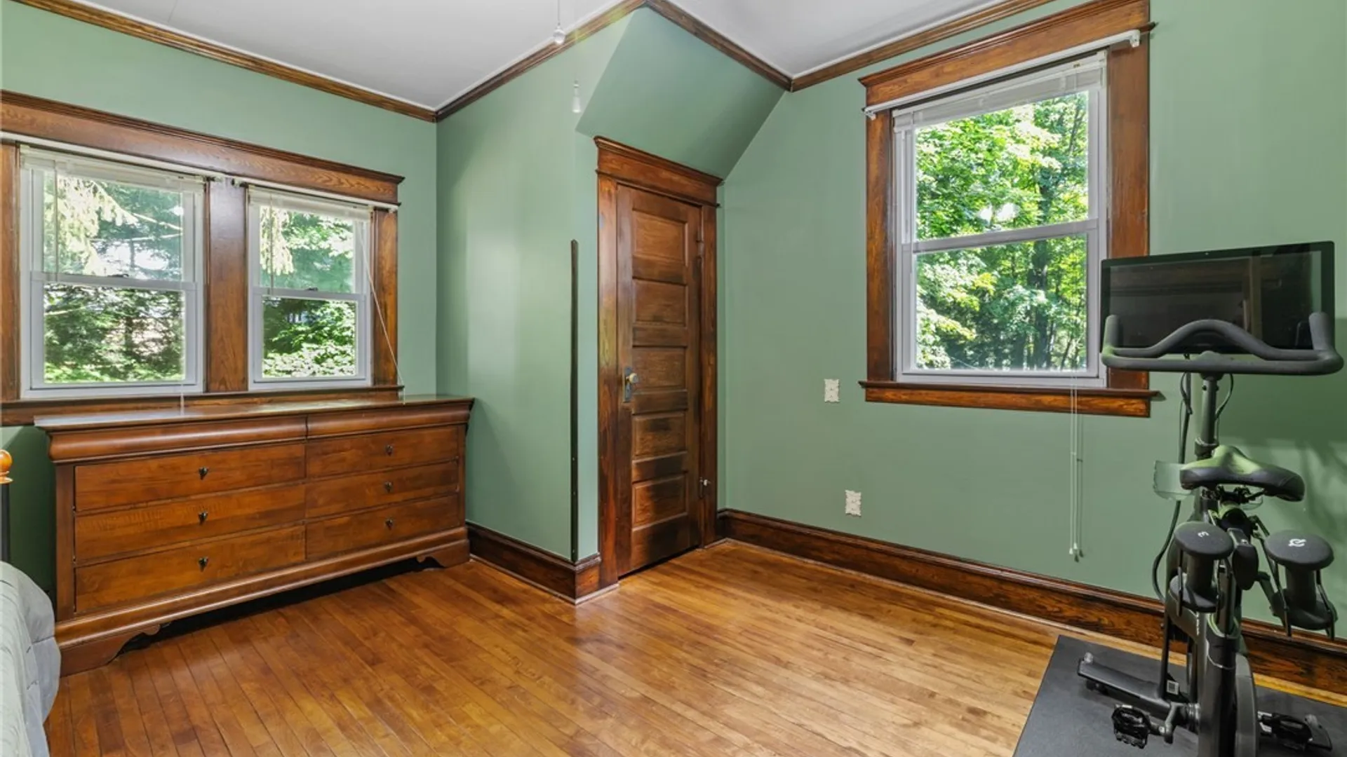 Property at 400 Richfield Avenue, Syracuse, NY 13205 33