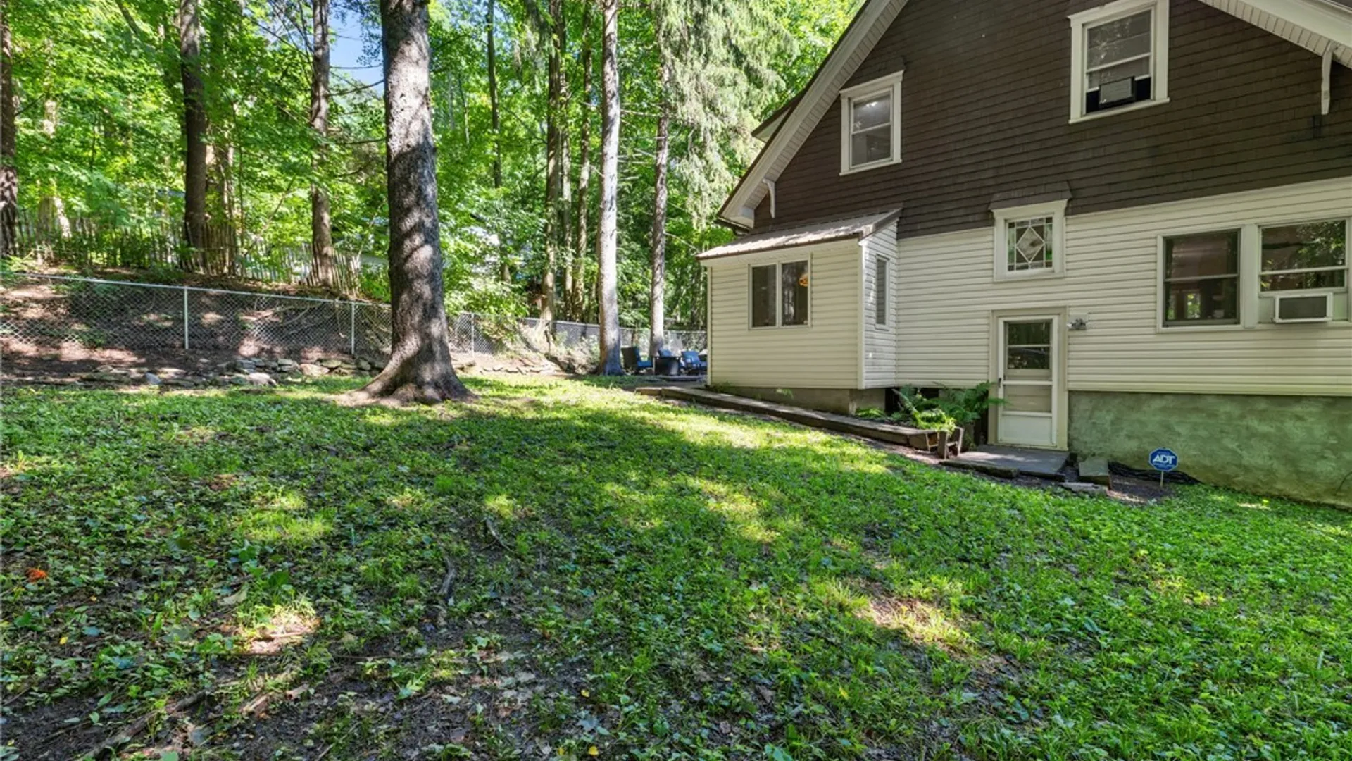 Property at 400 Richfield Avenue, Syracuse, NY 13205 44