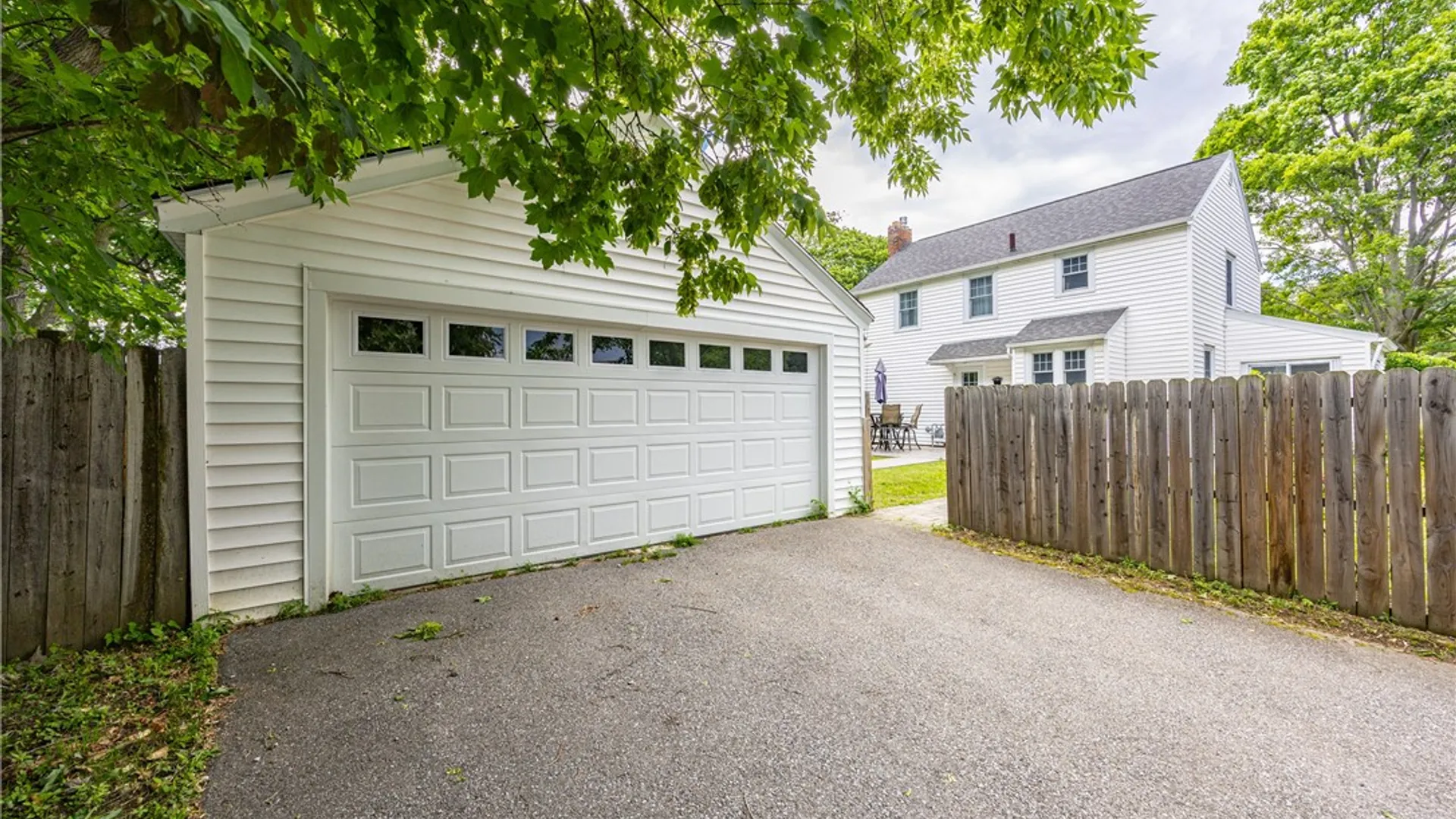 Property at 218 Somershire Drive, Irondequoit, NY 14617 47