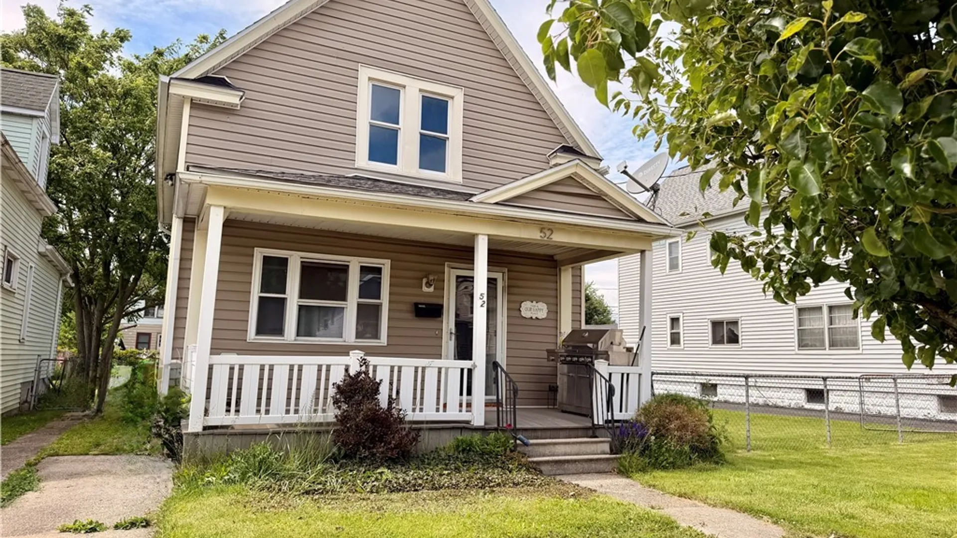 Property at 52 Stephenson Avenue, West Seneca, NY 14224 2