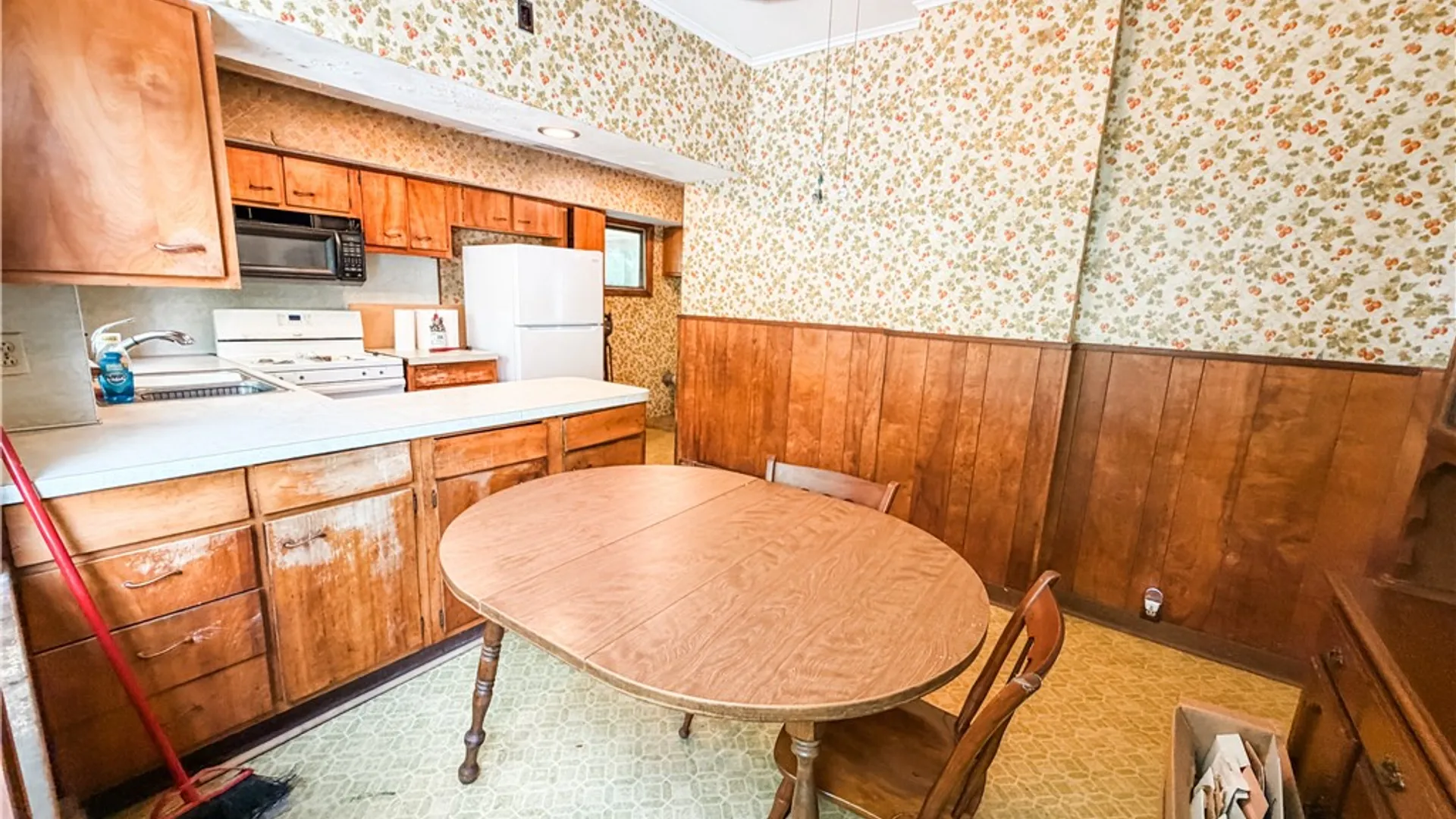 Property at 68 Steel Street, Auburn, NY 13021 24