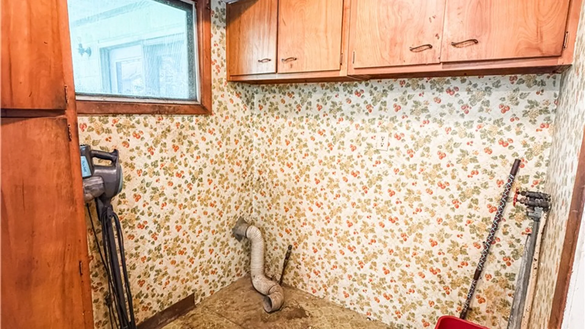 Property at 68 Steel Street, Auburn, NY 13021 29