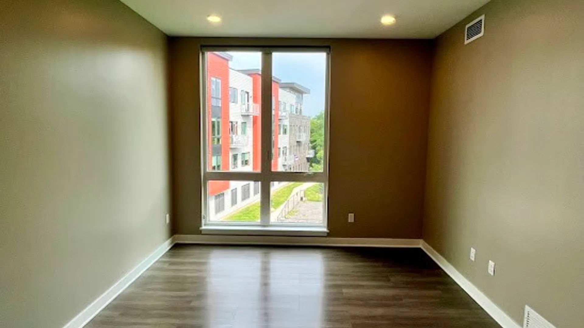 Property at 625 S Goodman Street, Rochester, NY 14620 9