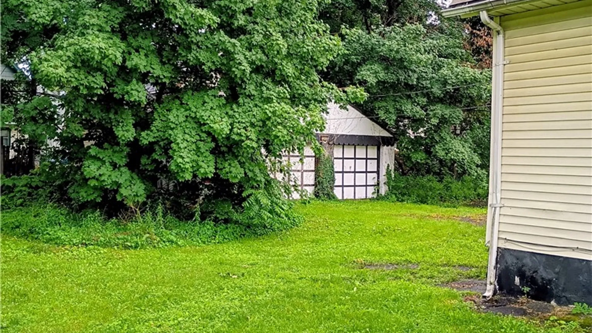 Property at 331 Garson Avenue, Rochester, NY 14609 3