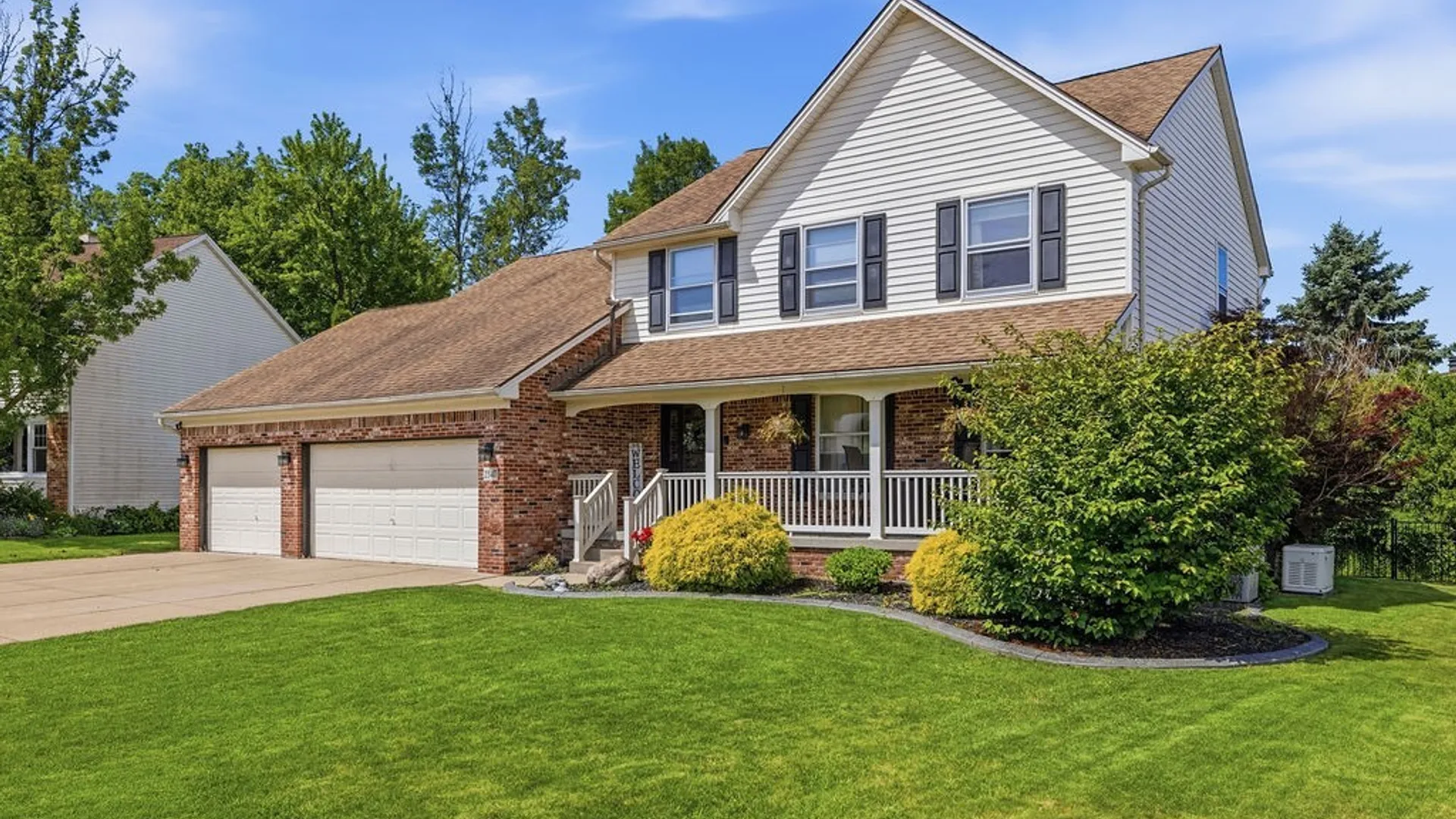 Property at 2847 Coventry, Hamburg, NY 14075 3