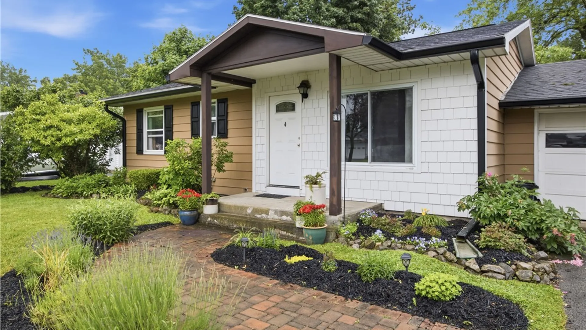 Property at 107 Canandaigua Avenue, Canandaigua City, NY 14424 2