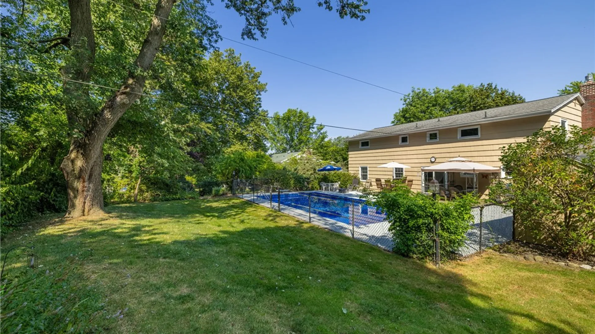 Property at 47 Hillrise Drive, Penfield, NY 14526 44