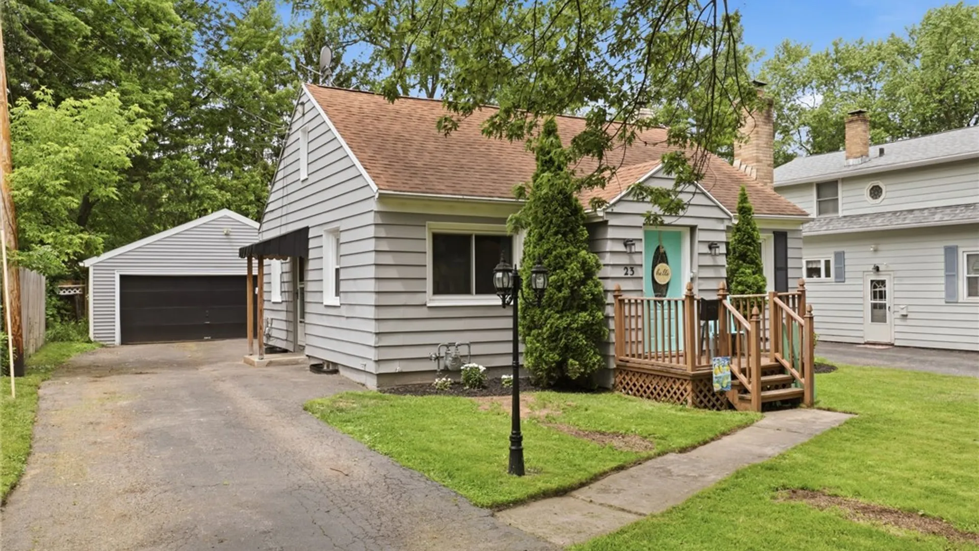 Property at 23 Montcalm Drive, Irondequoit, NY 14617 2