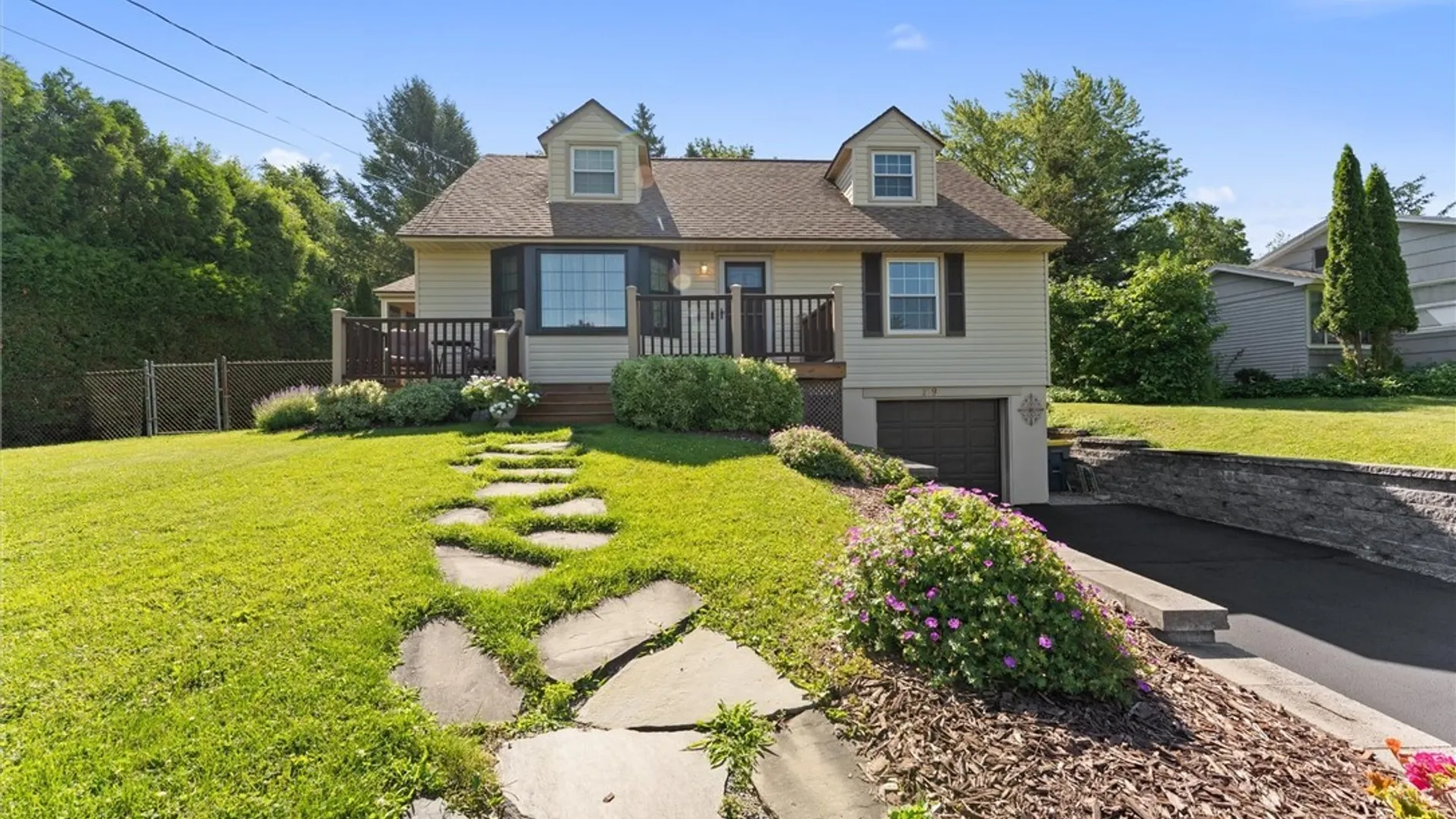 Property at 219 Crestwood Drive, Camillus, NY 13031 3
