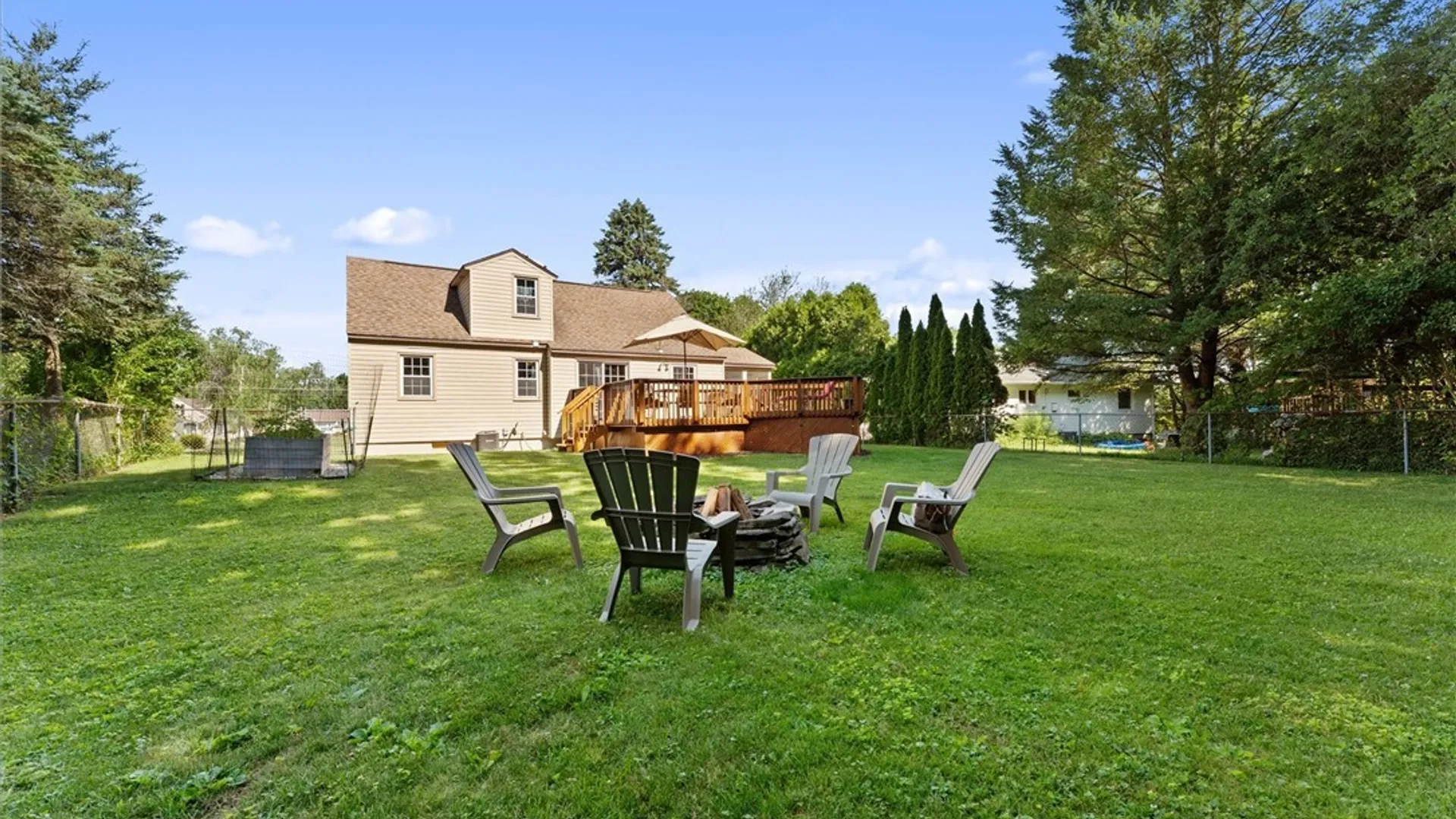 Property at 219 Crestwood Drive, Camillus, NY 13031 44