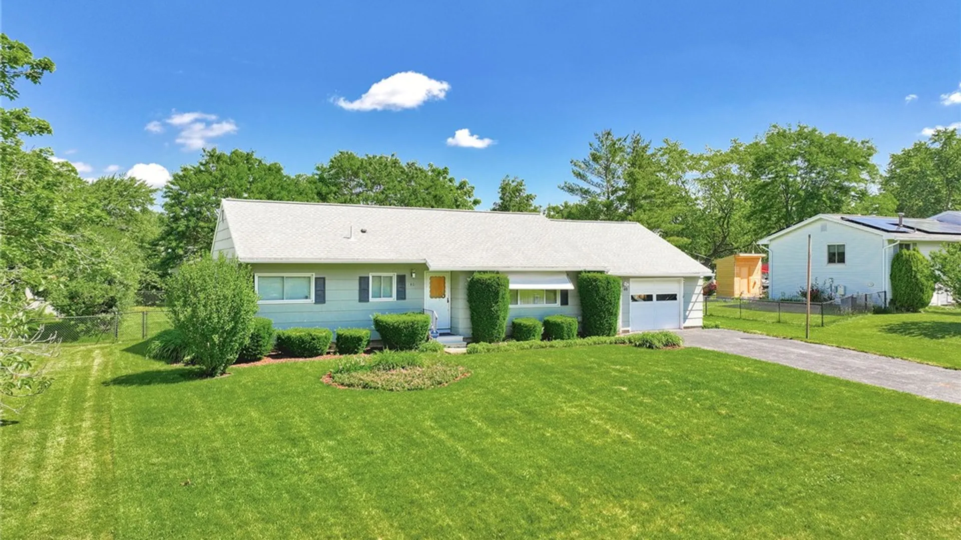 Property at 40 Chiltern Road, Henrietta, NY 14623 2