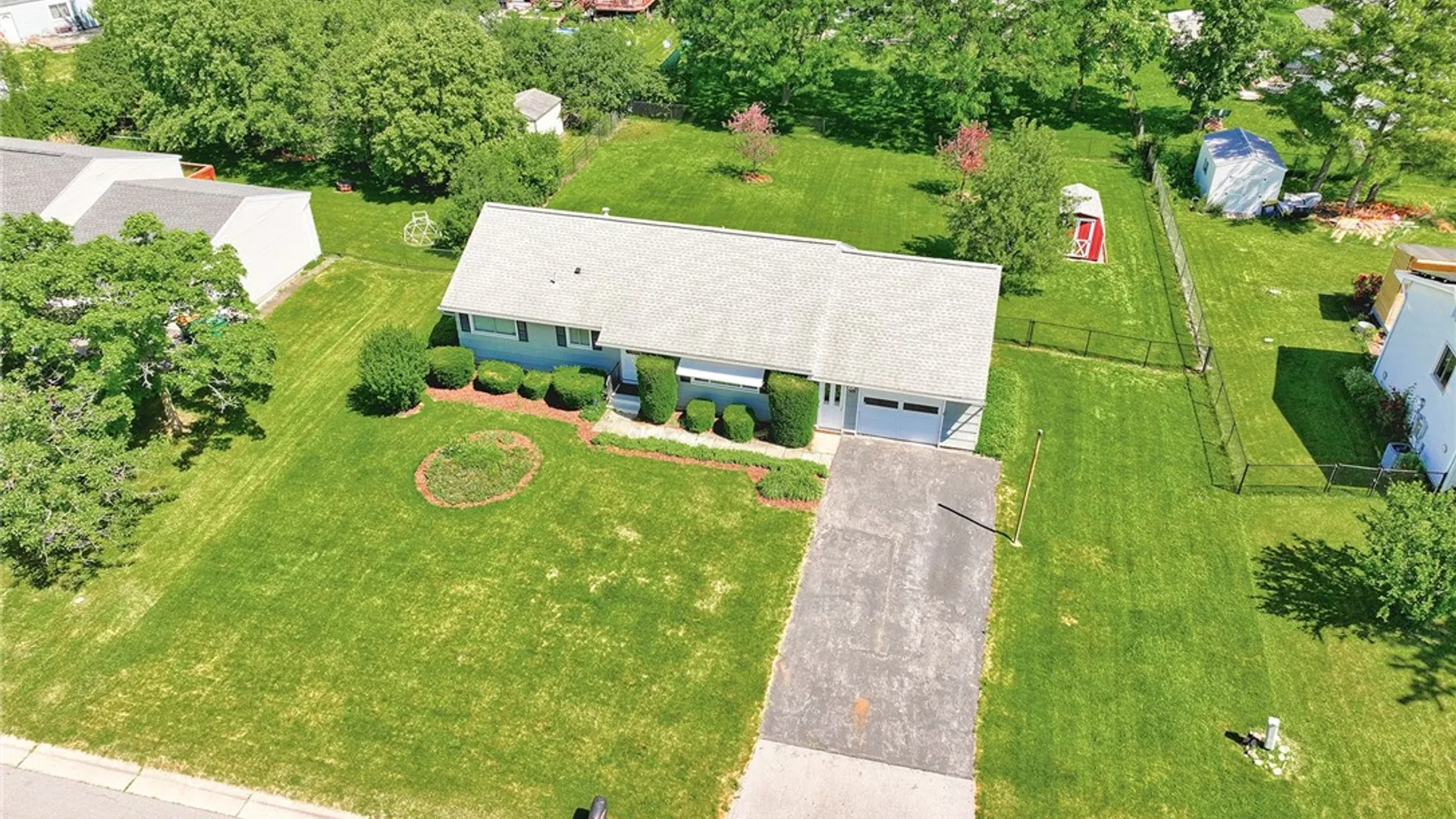 Property at 40 Chiltern Road, Henrietta, NY 14623 40