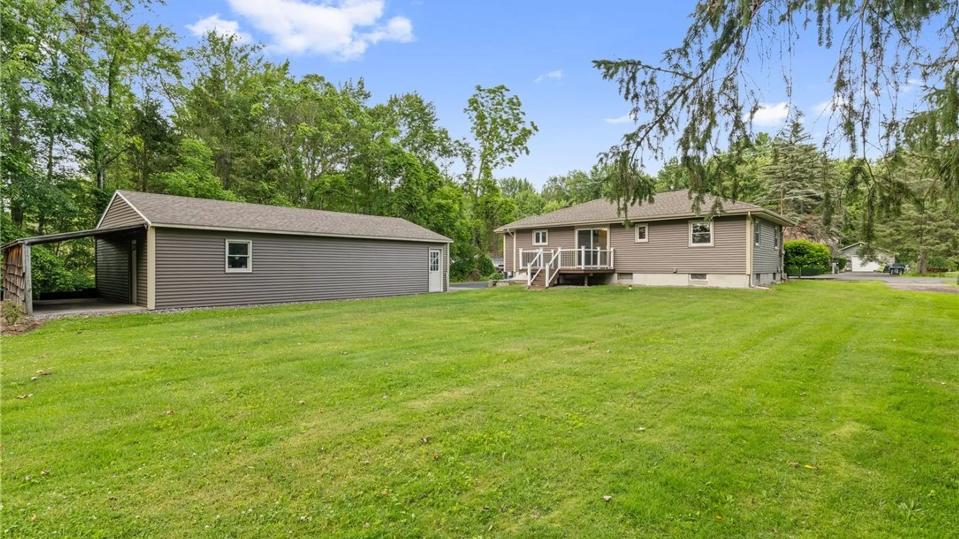 Property at 8187 Sixty Road, Lysander, NY 13027 4