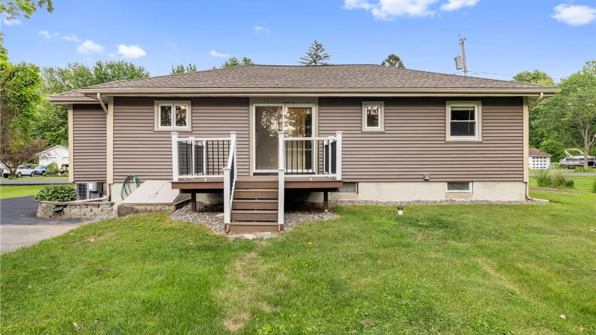 Property at 8187 Sixty Road, Lysander, NY 13027 5