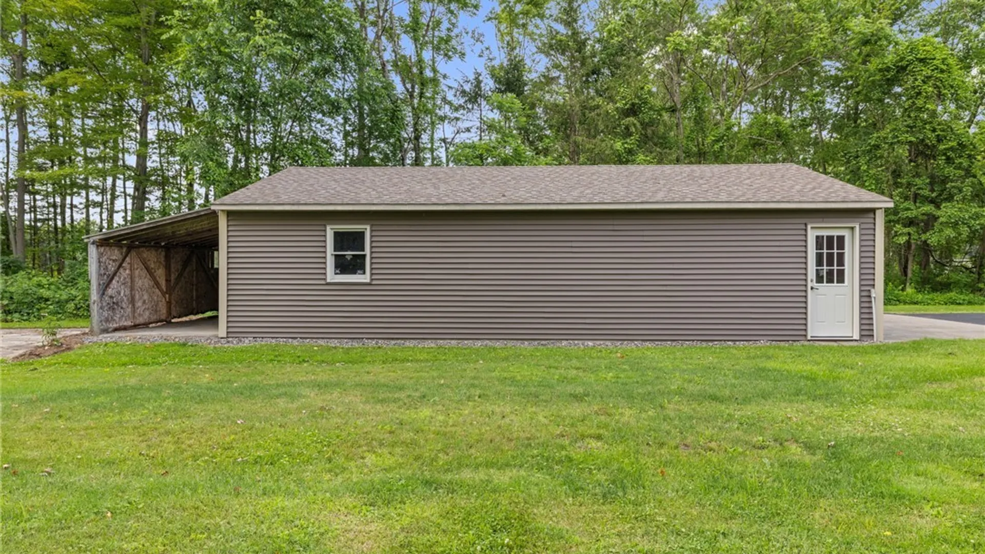 Property at 8187 Sixty Road, Lysander, NY 13027 6