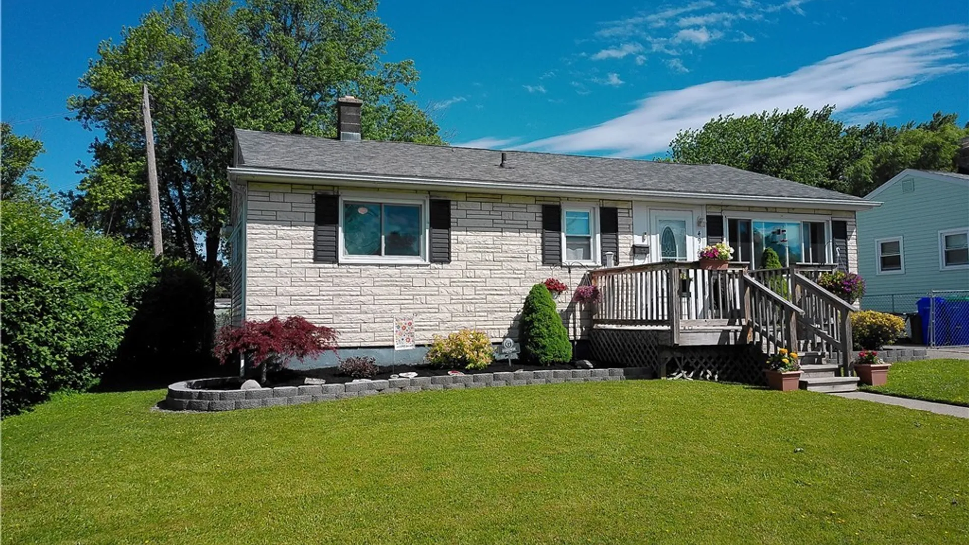 Property at 4910 Kennison Parkway, Hamburg, NY 14075 2
