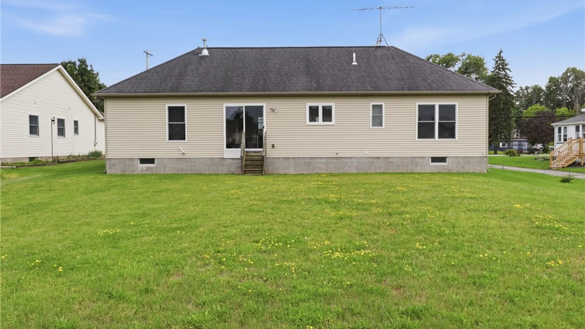Property at 3324 Lyell Road, Gates, NY 14606 3