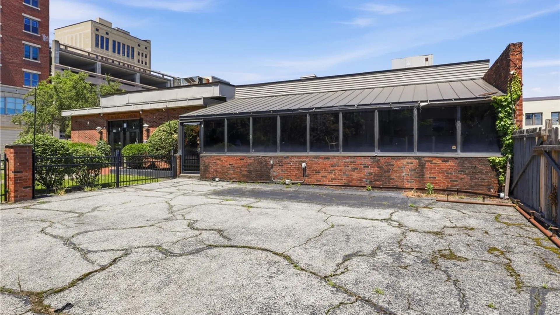 Property at 170 East Avenue, Rochester, NY 14604 34
