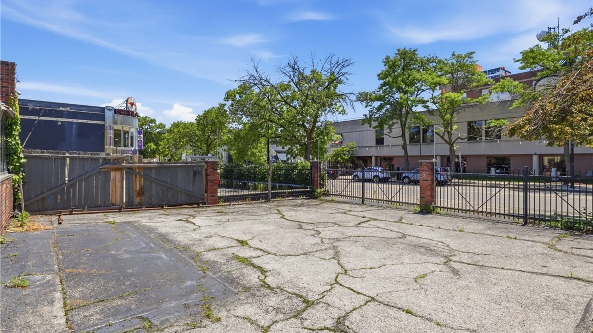 Property at 170 East Avenue, Rochester, NY 14604 39