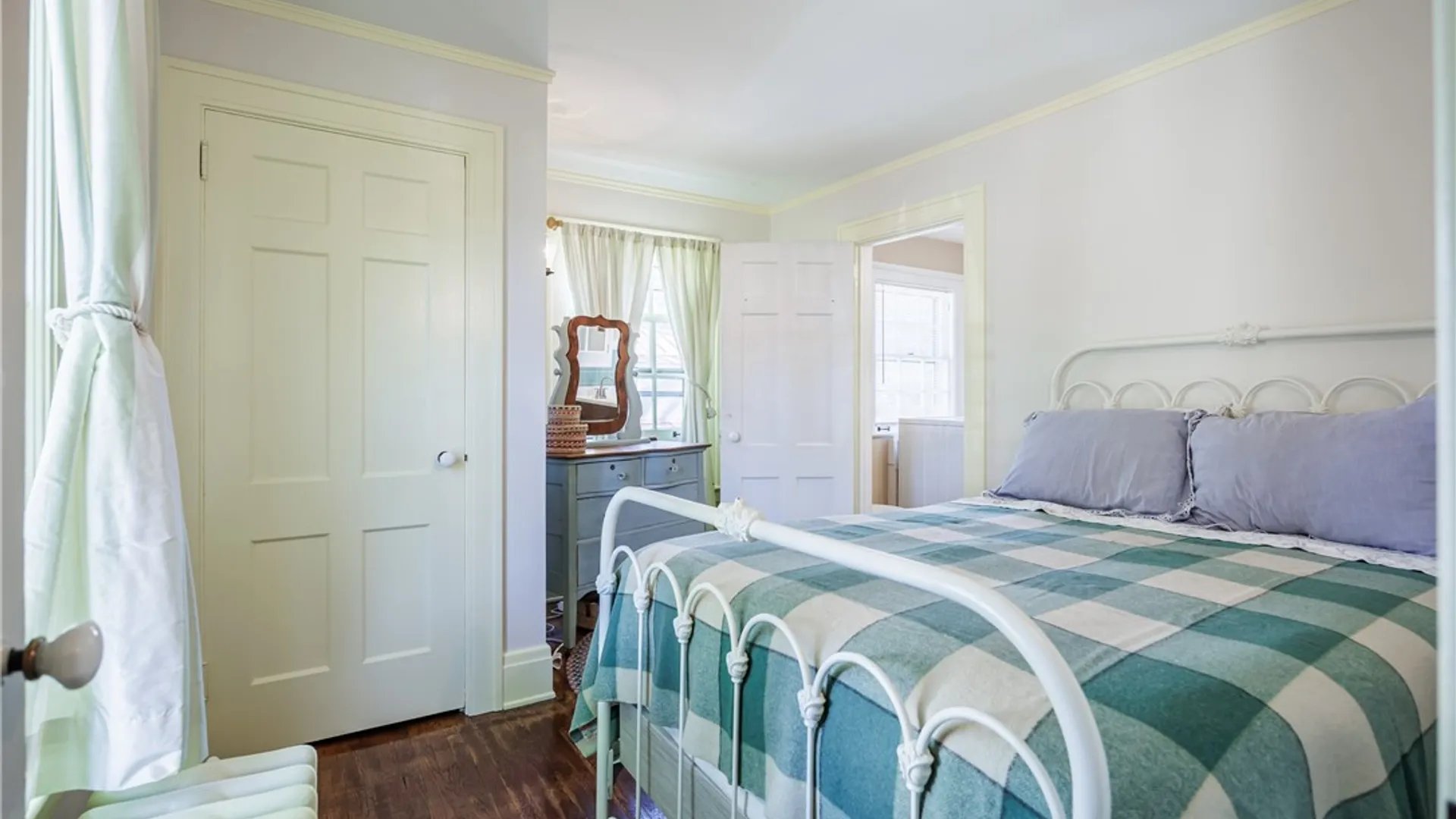 Property at 99 Hubbell Street, Canandaigua City, NY 14424 22
