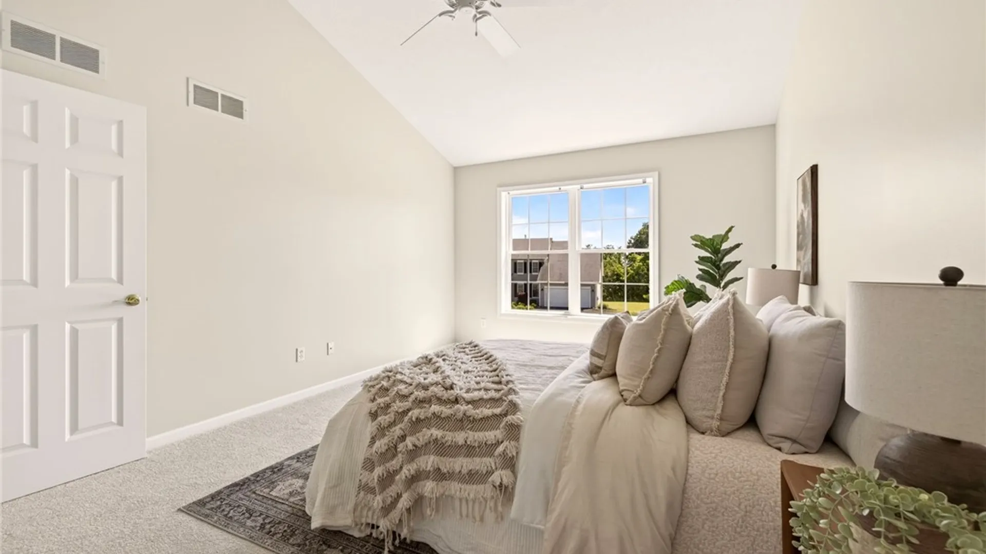 Property at 6880 Chestnut Hill, Victor, NY 14564 25