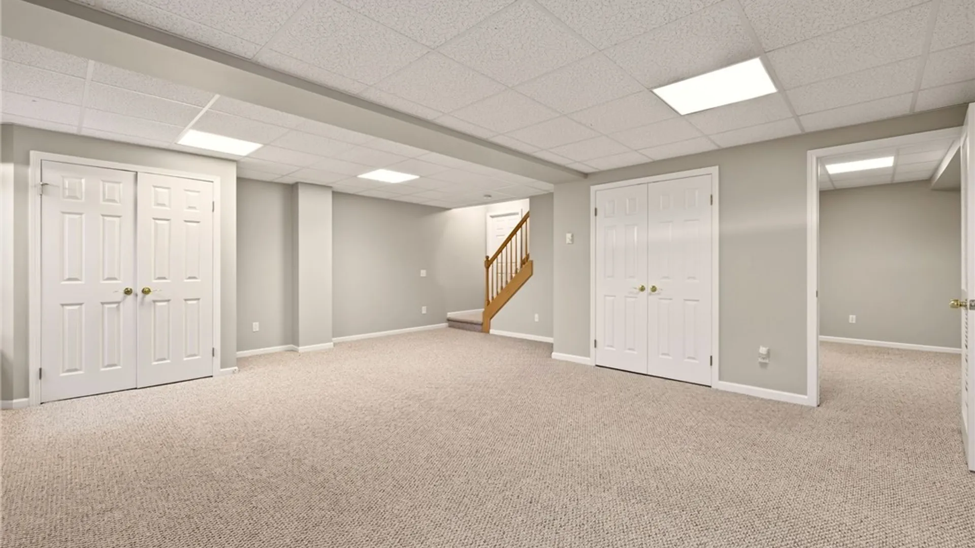 Property at 6880 Chestnut Hill, Victor, NY 14564 32