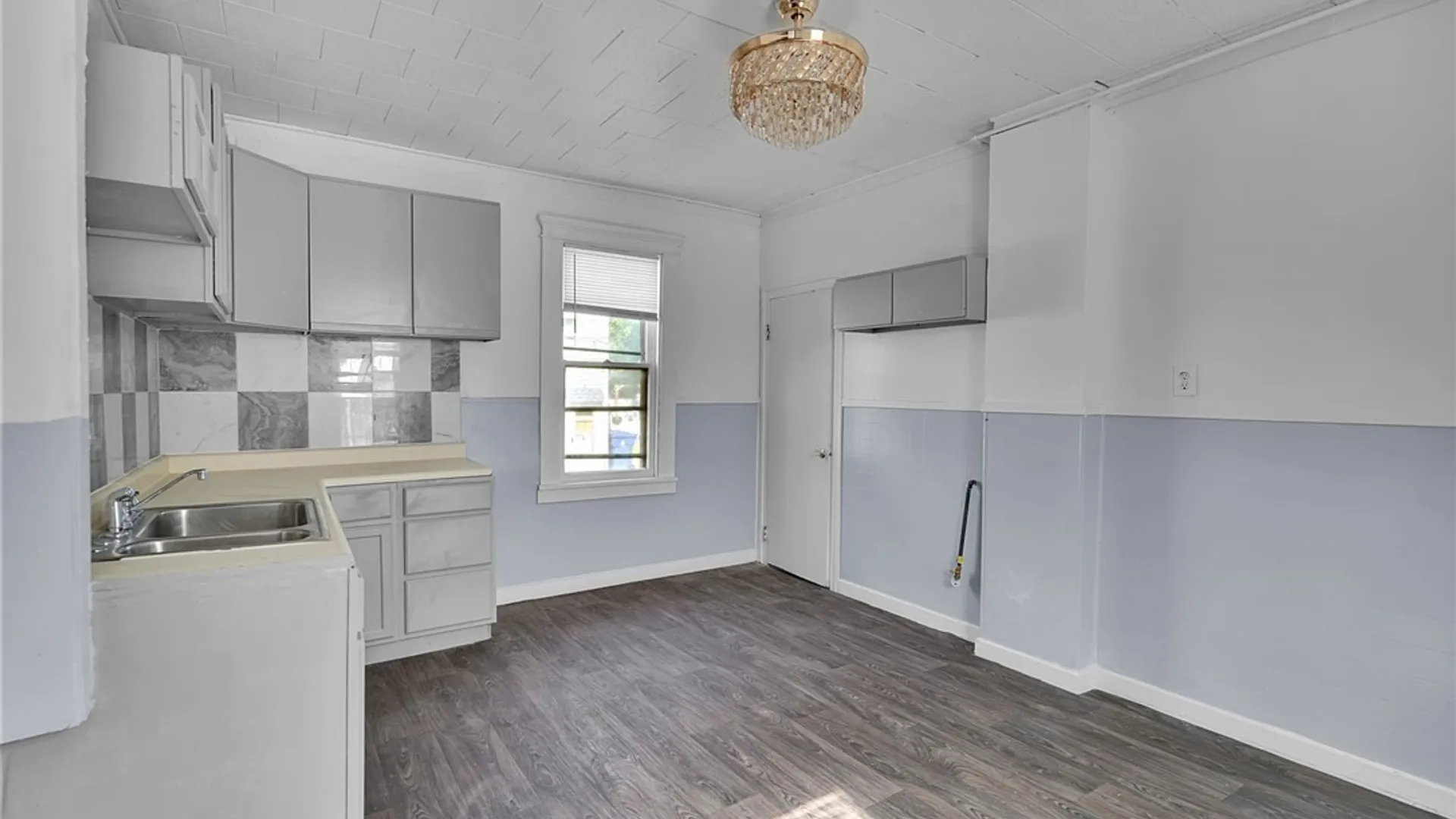 Property at 98 Box Avenue, Buffalo, NY 14211 14