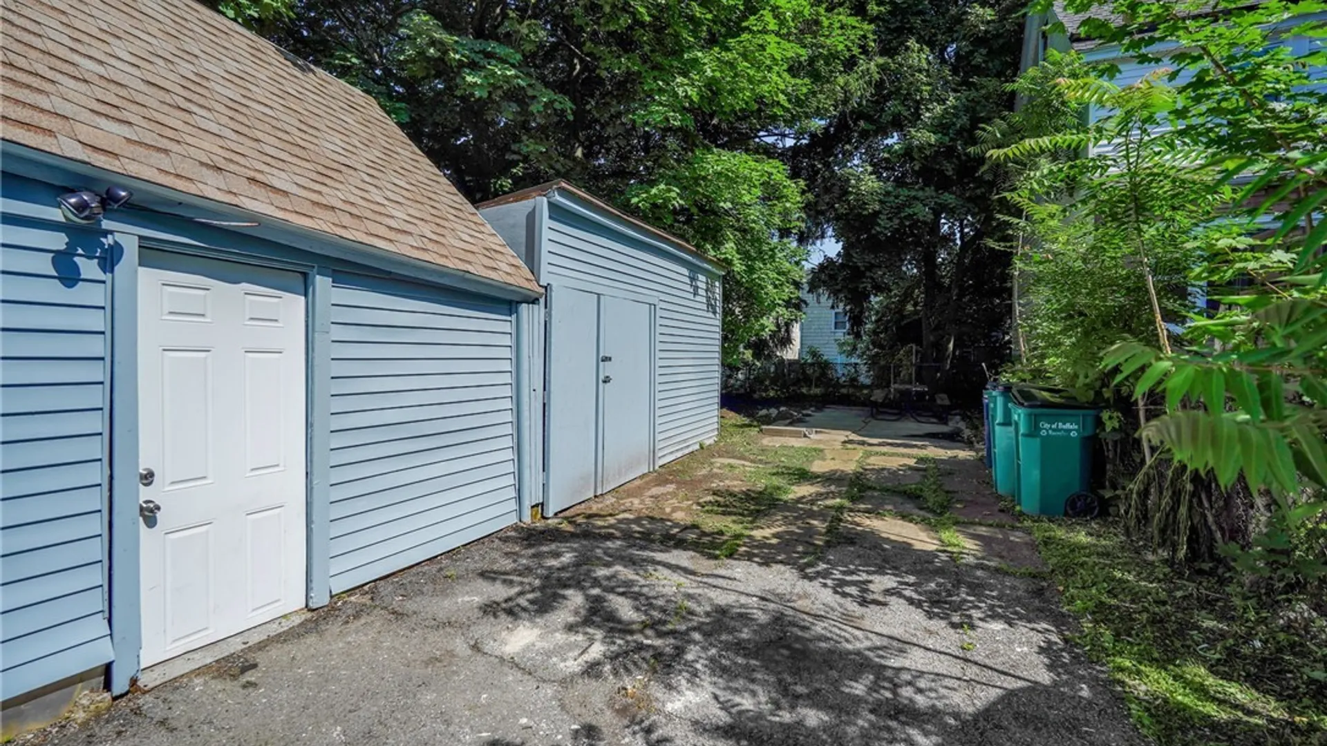 Property at 98 Box Avenue, Buffalo, NY 14211 6