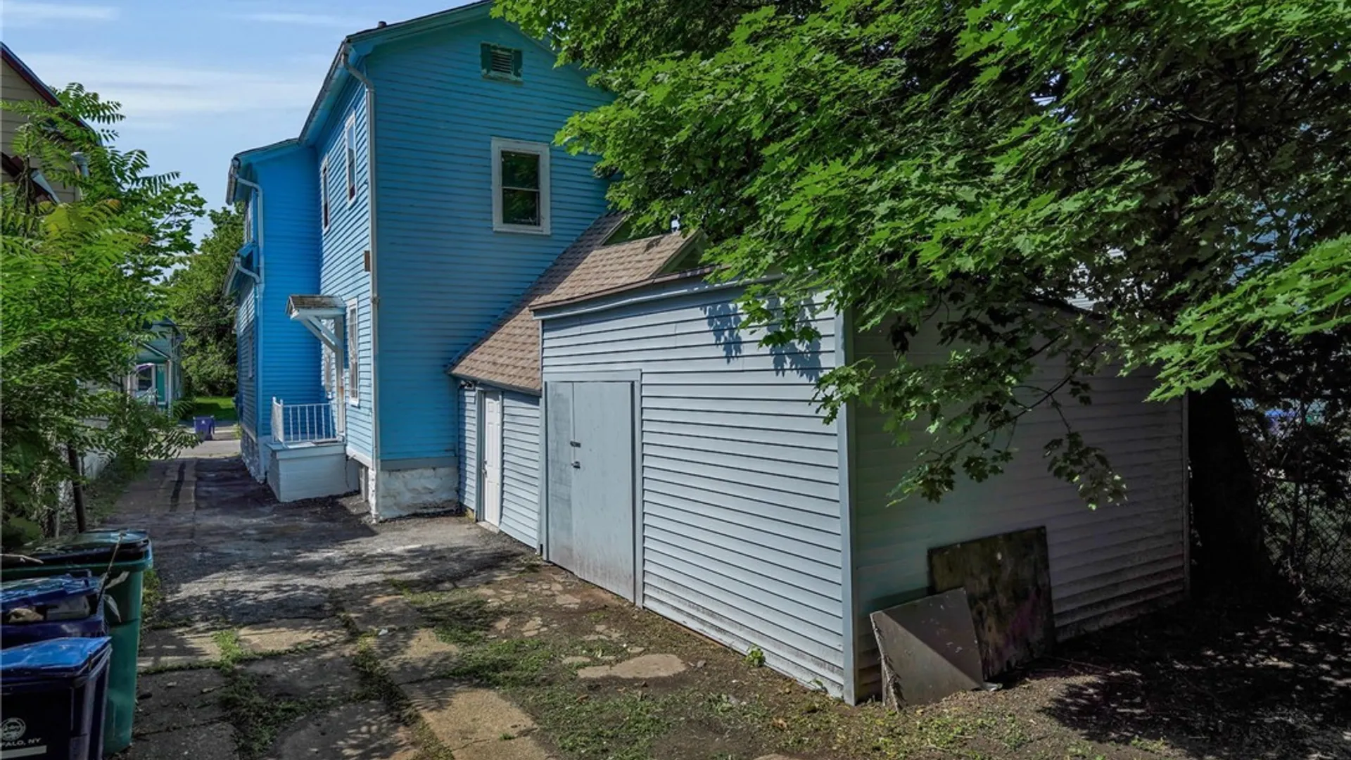 Property at 98 Box Avenue, Buffalo, NY 14211 9